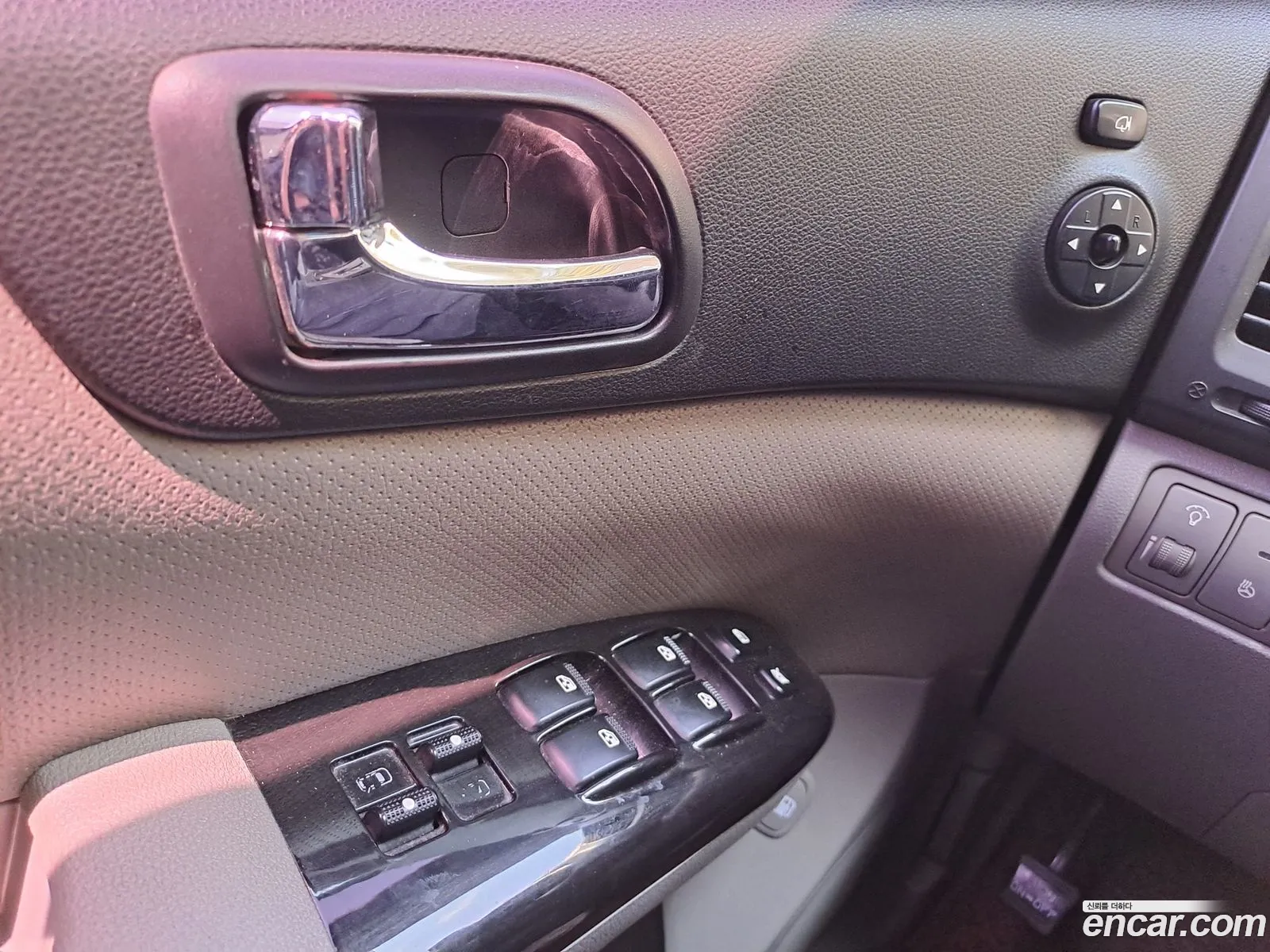 Kia Carnival R 2014 — 2