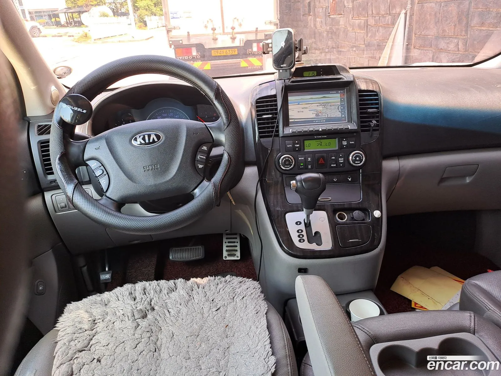 Kia Carnival R 2014 — 5