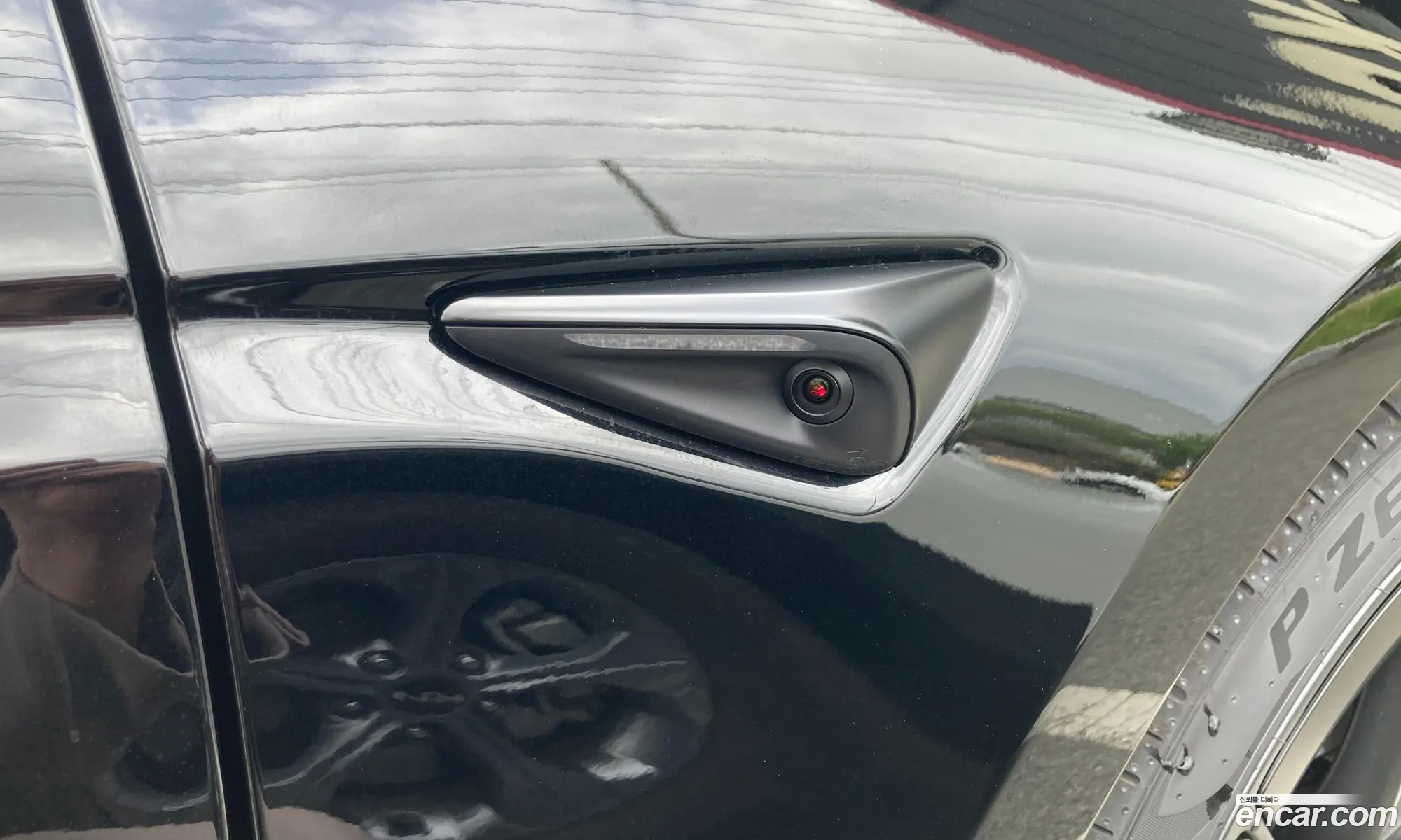Tesla Model 3 2026 — 5