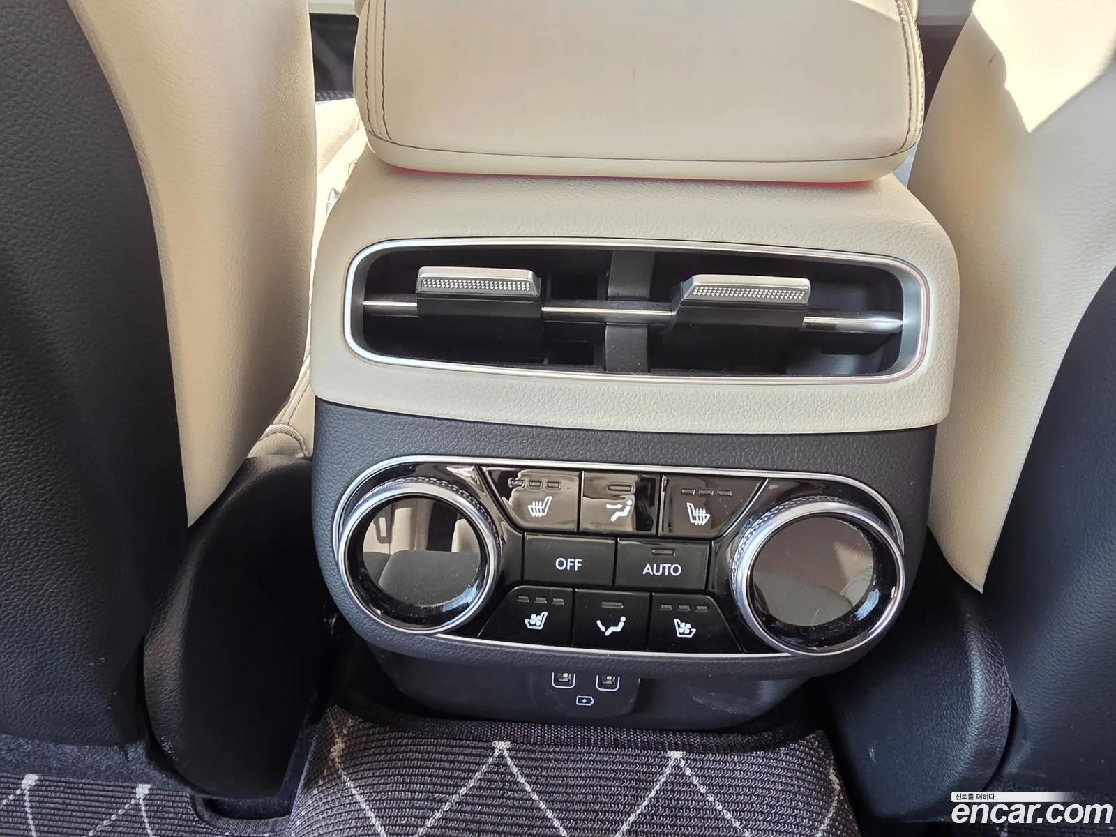 Genesis GV70 2024 — 3