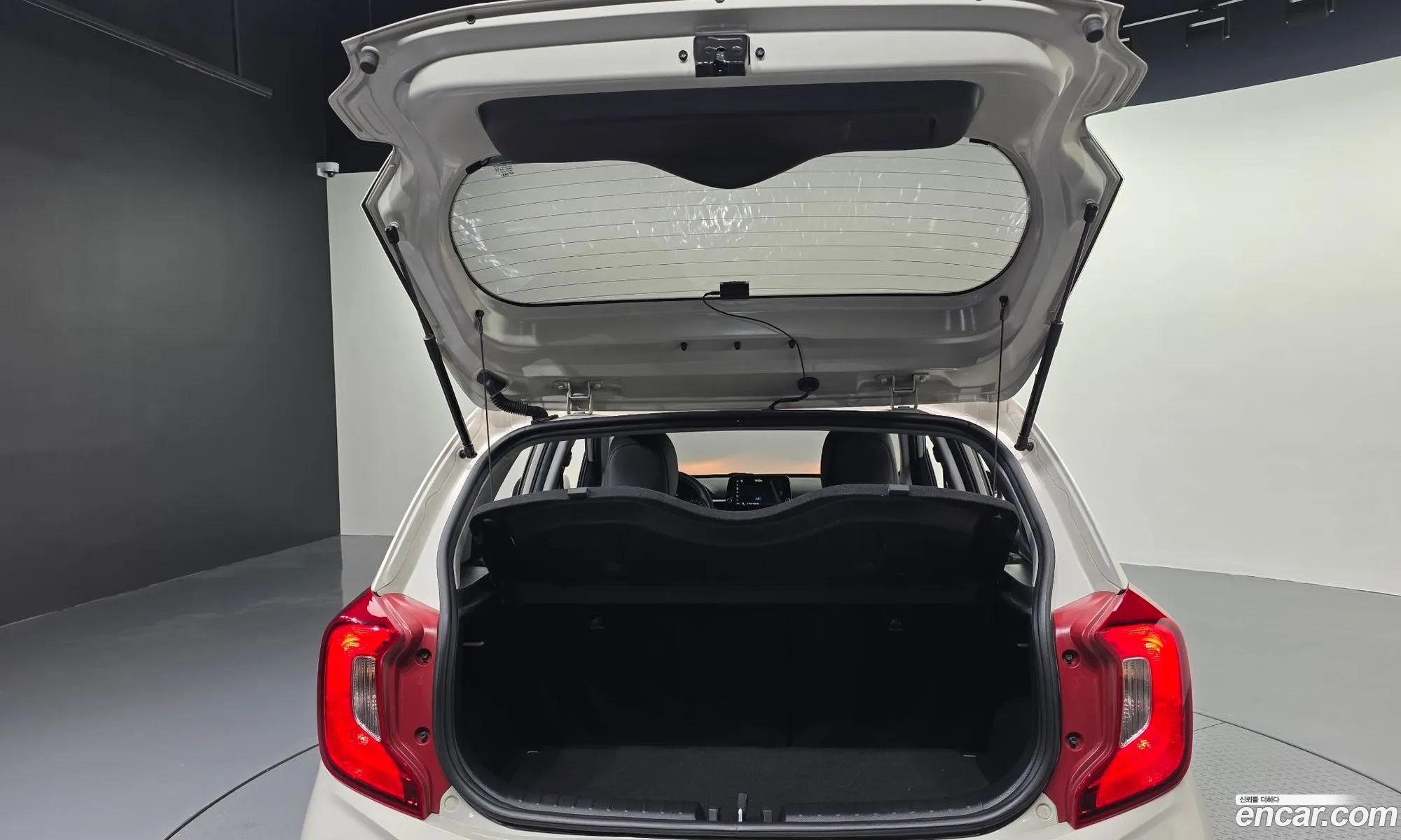 Kia Morning Urban 2020 — 28