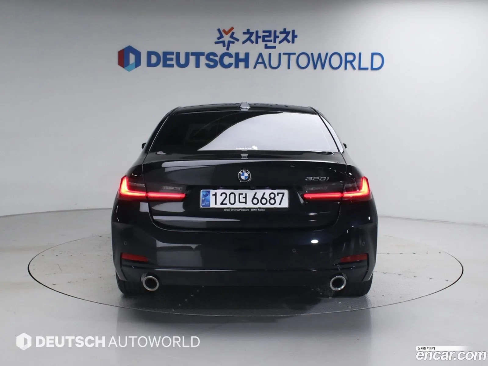 BMW 3 Series 2023 — 16