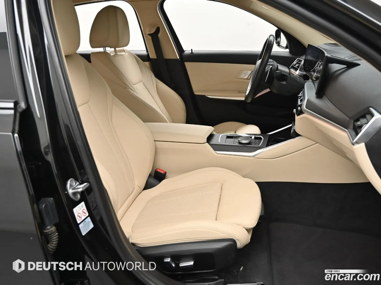 BMW 3 Series 2023 — 10