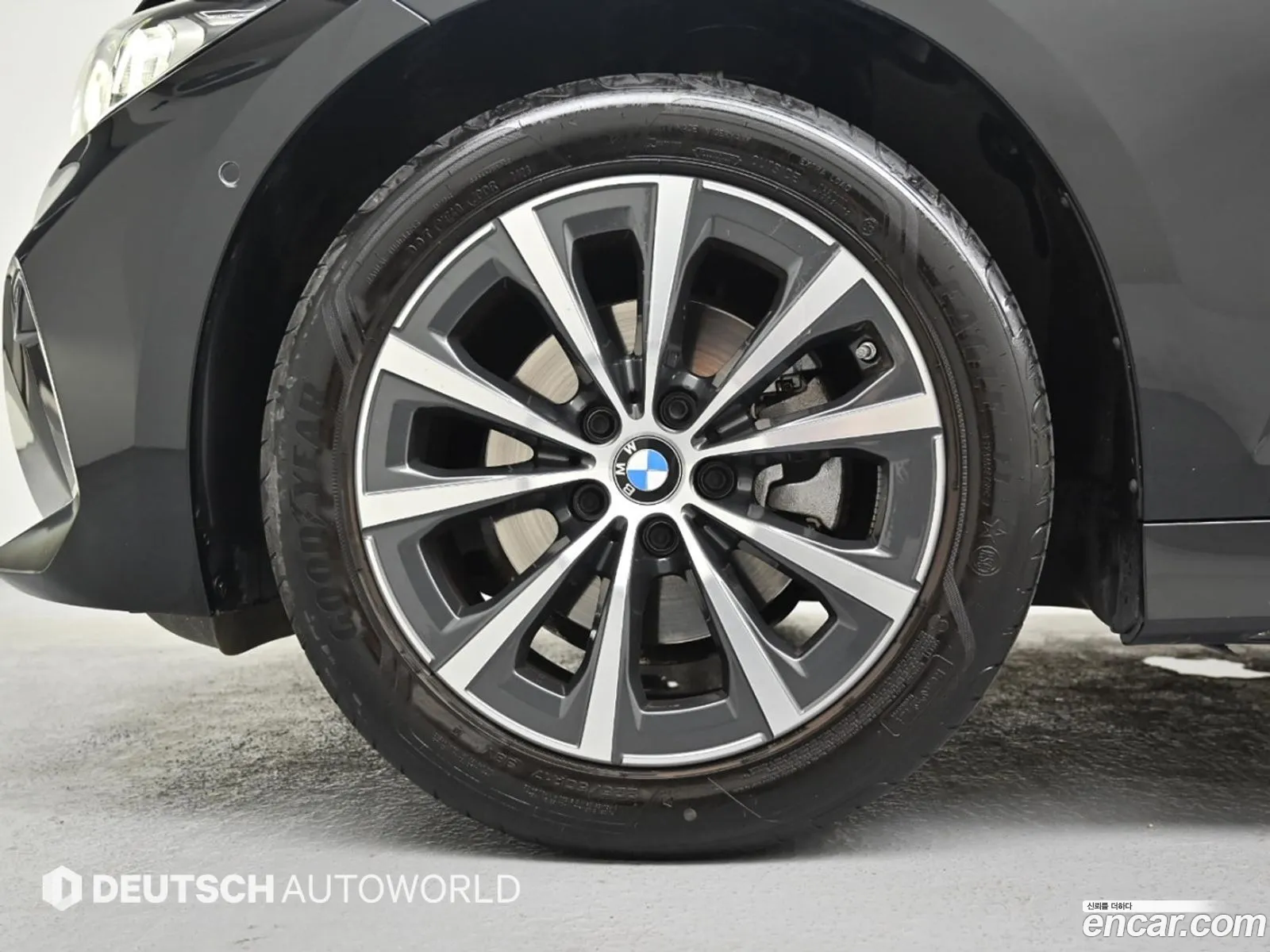 BMW 3 Series 2023 — 19