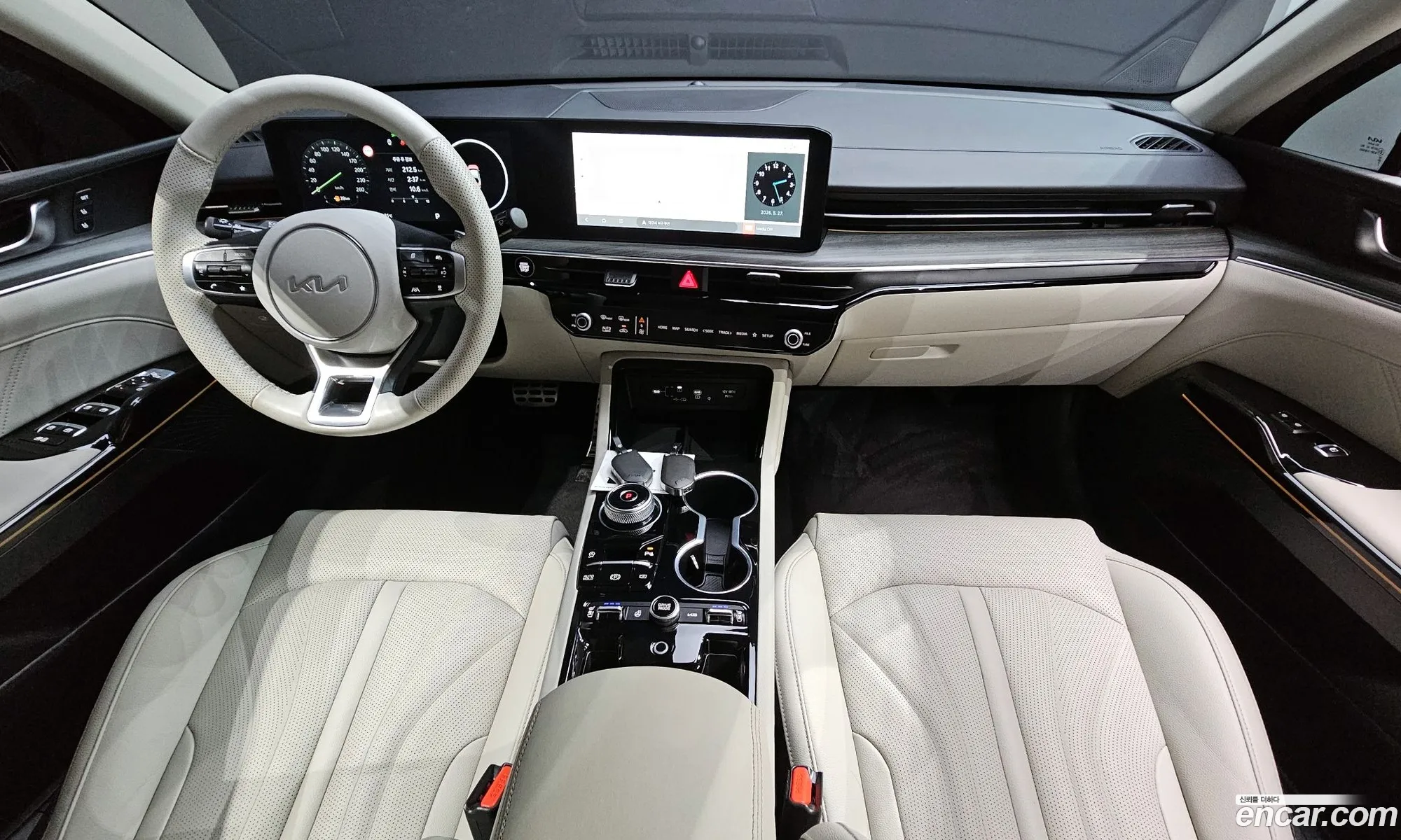 Kia K5 2025 — 24