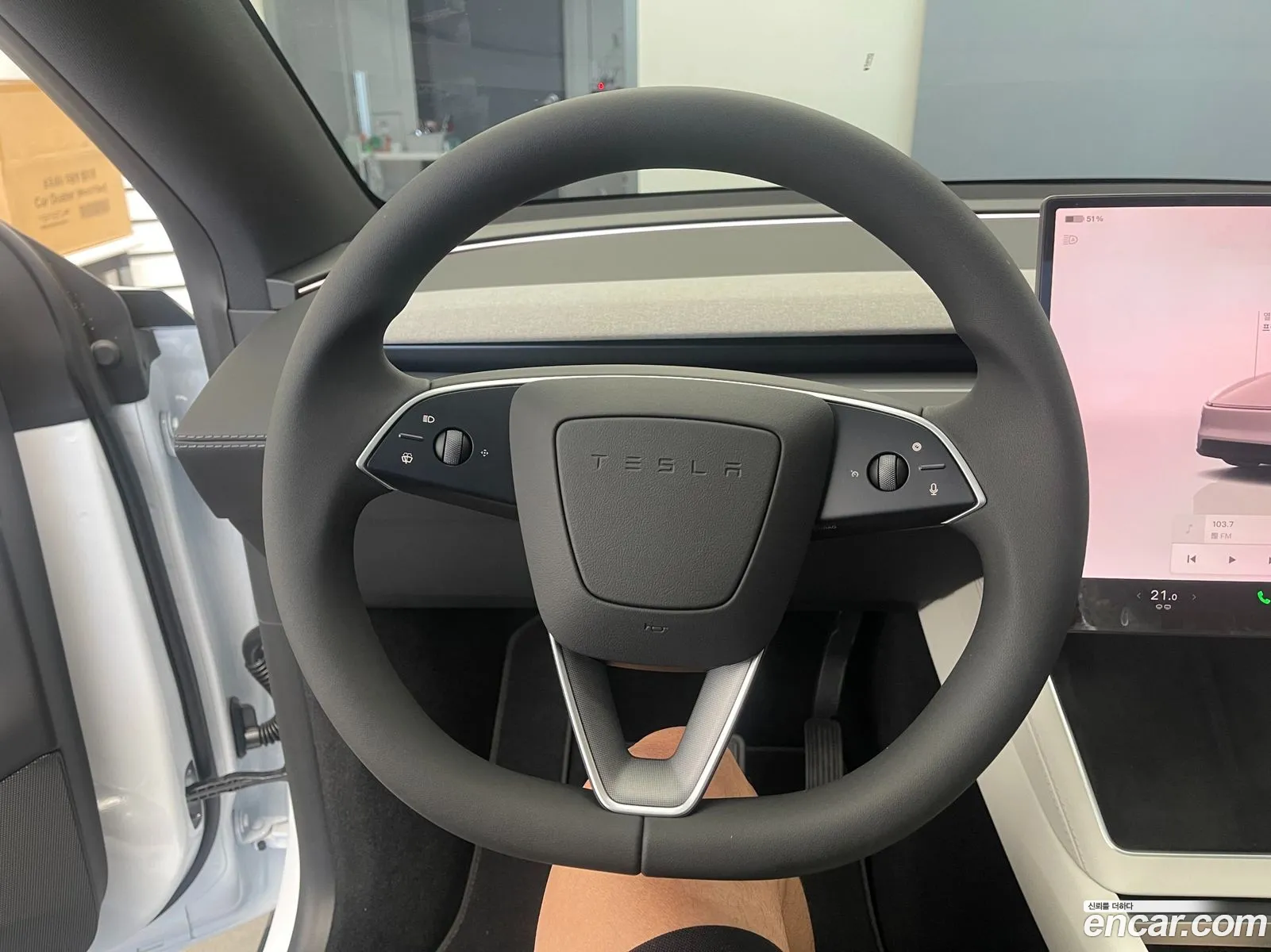 Tesla Model Y 2026 — 8