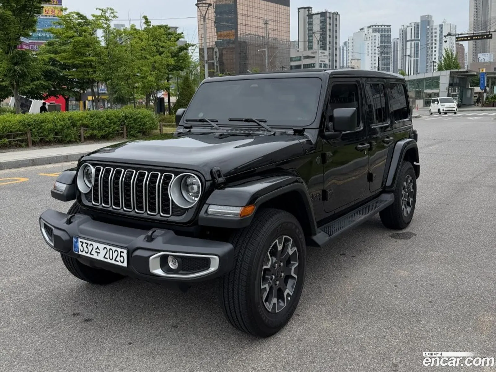 Jeep Wrangler 2025 — 12