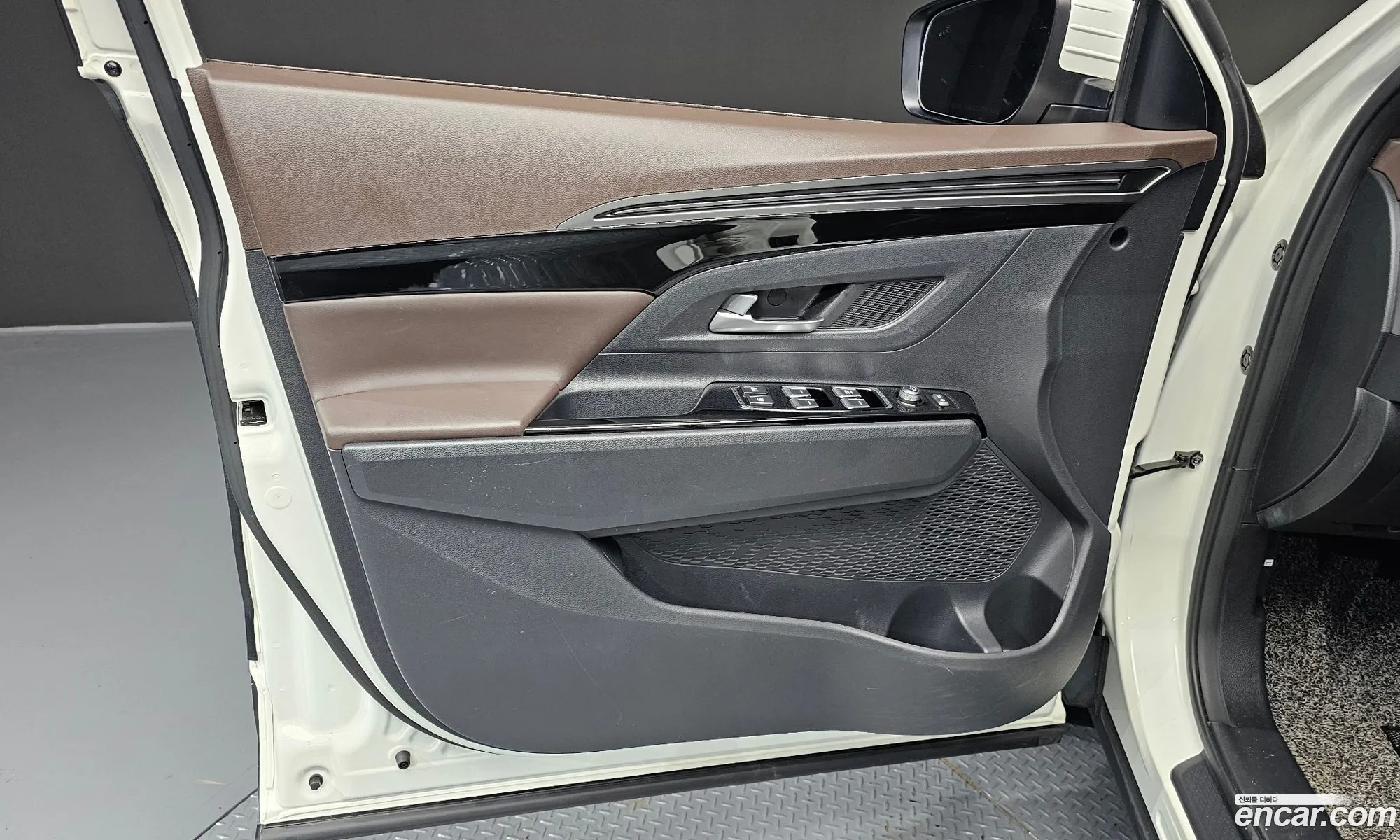 KG Mobility (SsangYong) Beautiful Korando 2020 — 23
