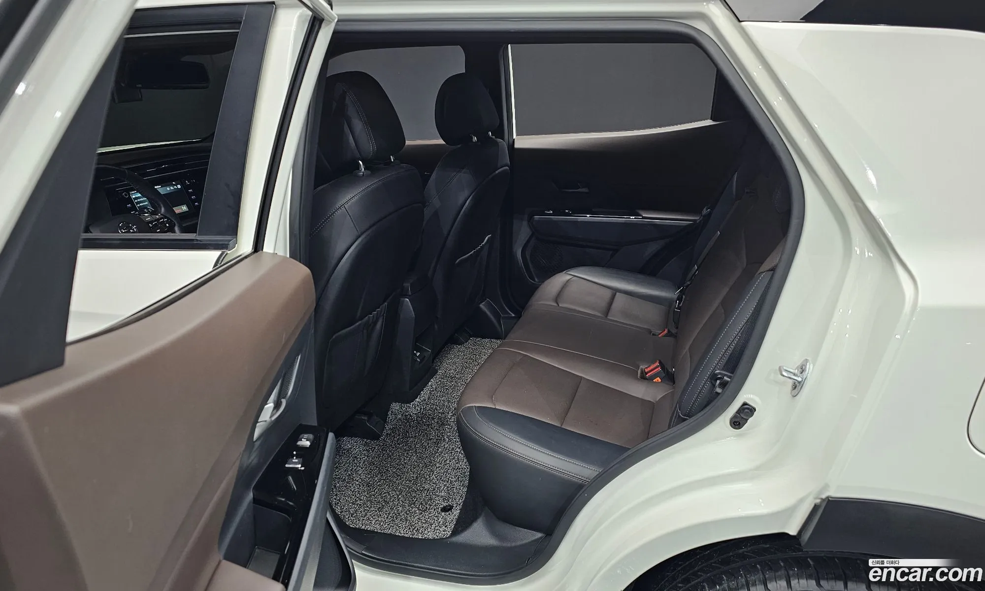 KG Mobility (SsangYong) Beautiful Korando 2020 — 12
