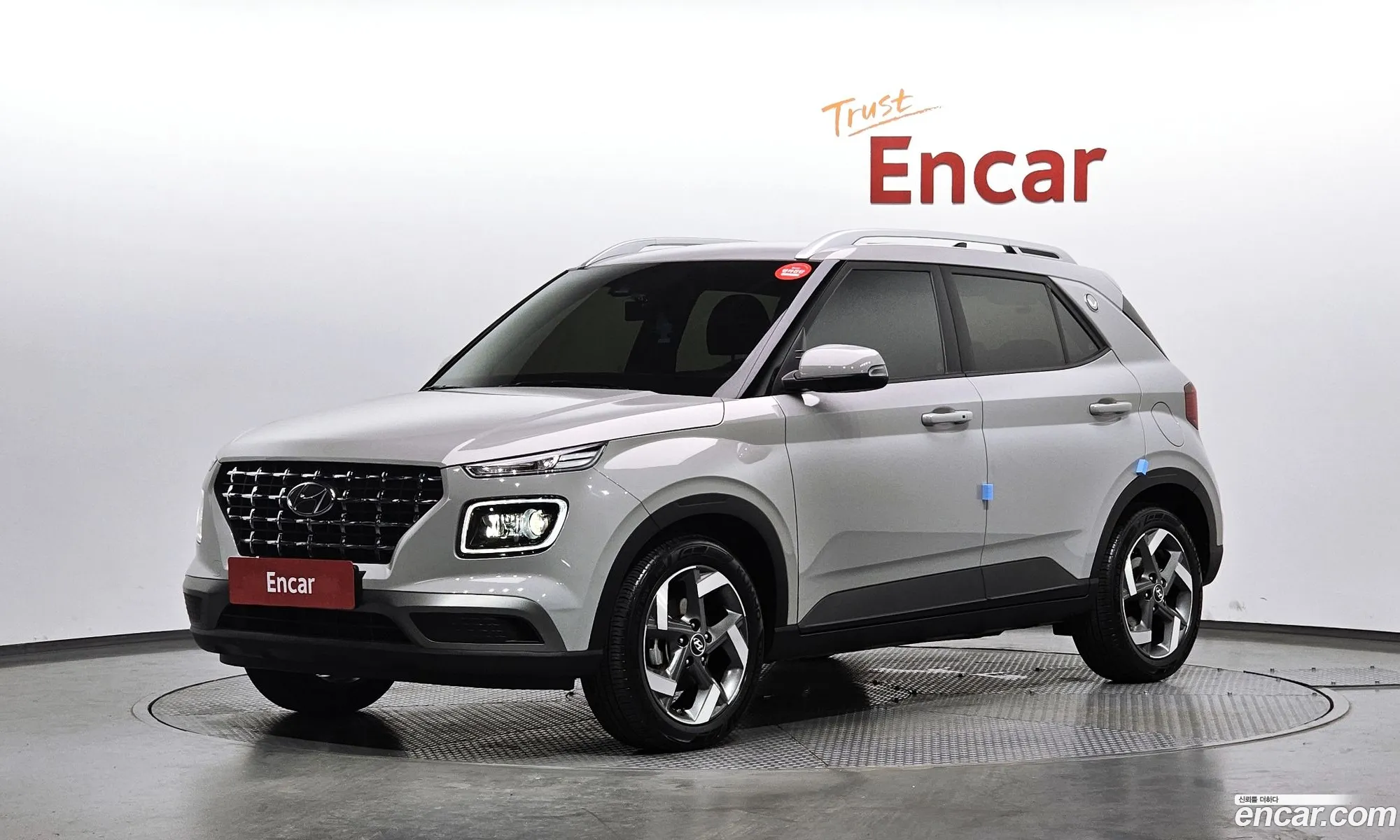 Hyundai Venue 2021 — 10