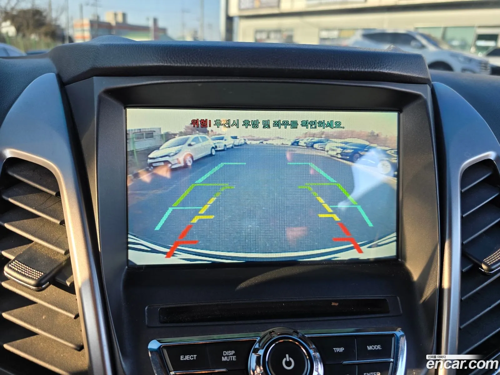 KG Mobility (SsangYong) Korando C 2016 — 18