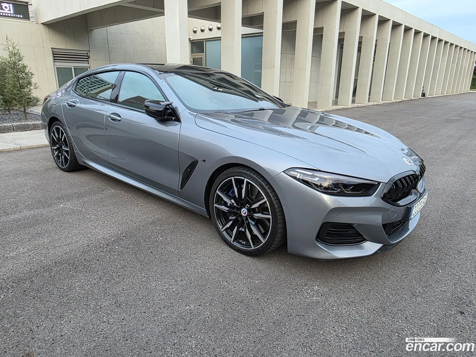BMW 8 Series 2022 — 11