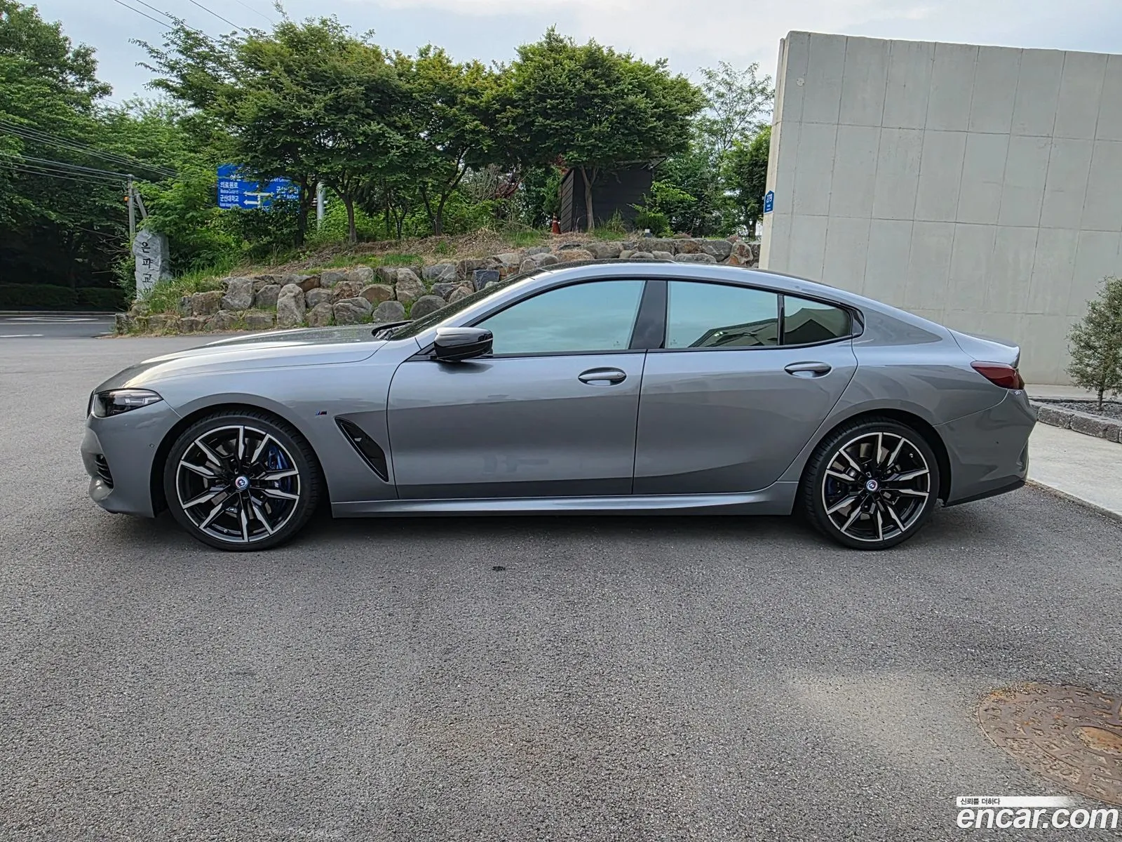 BMW 8 Series 2022 — 6