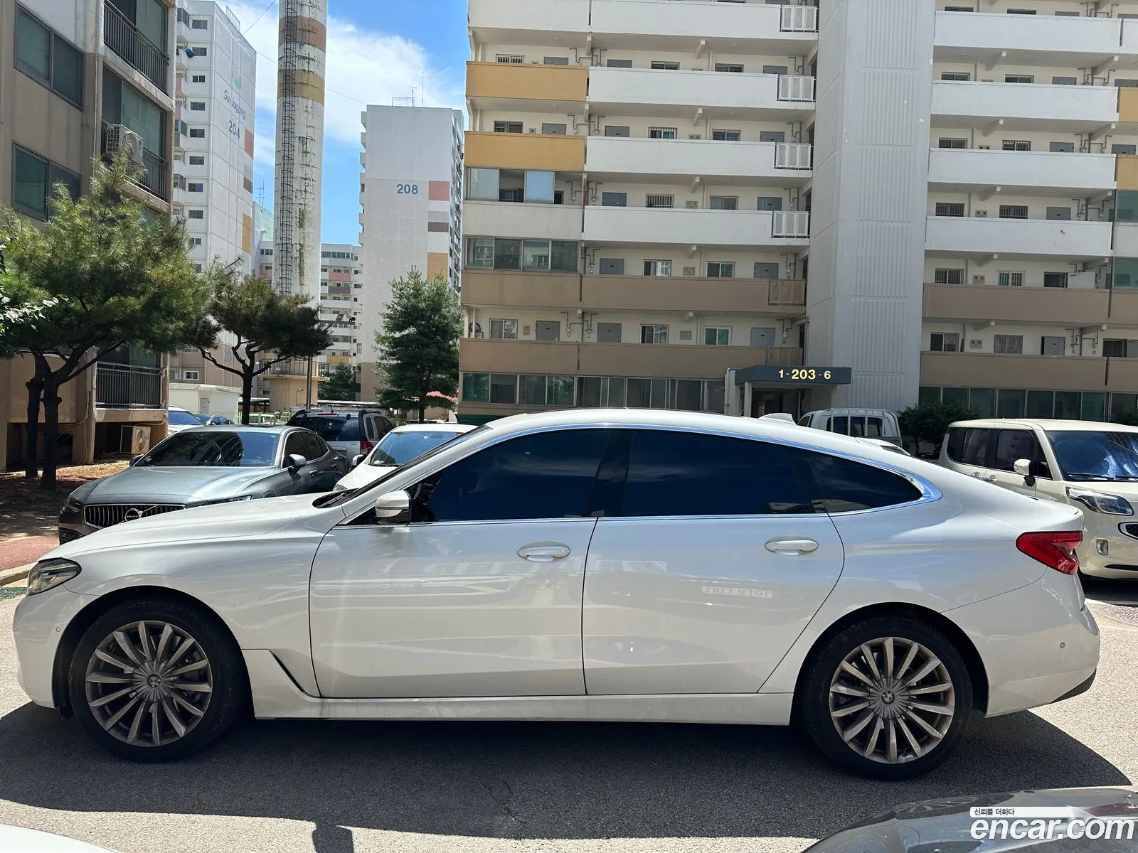 BMW 6 Series GT 2023 — 7