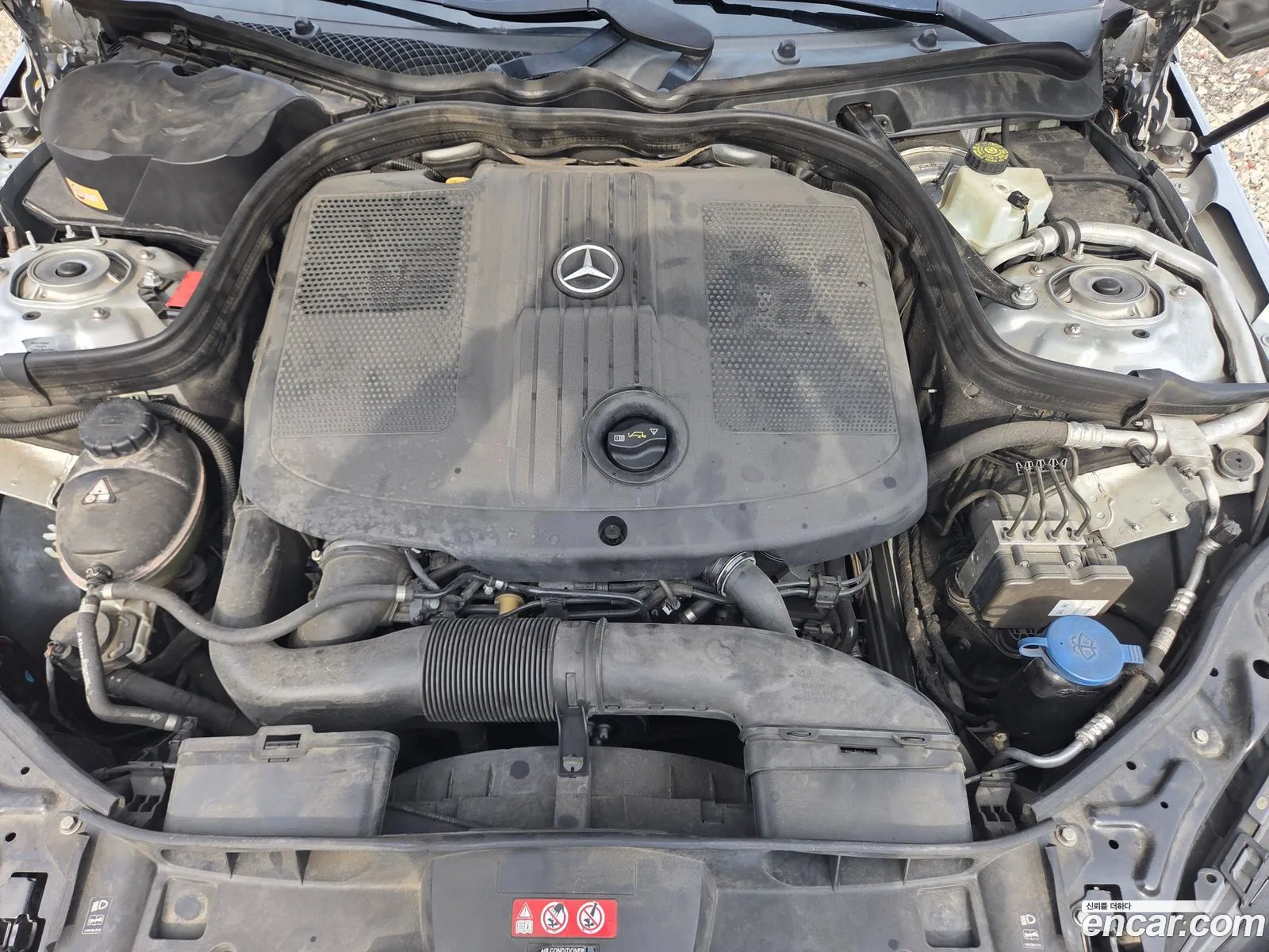 Mercedes-Benz E-Class W212 2014 — 19
