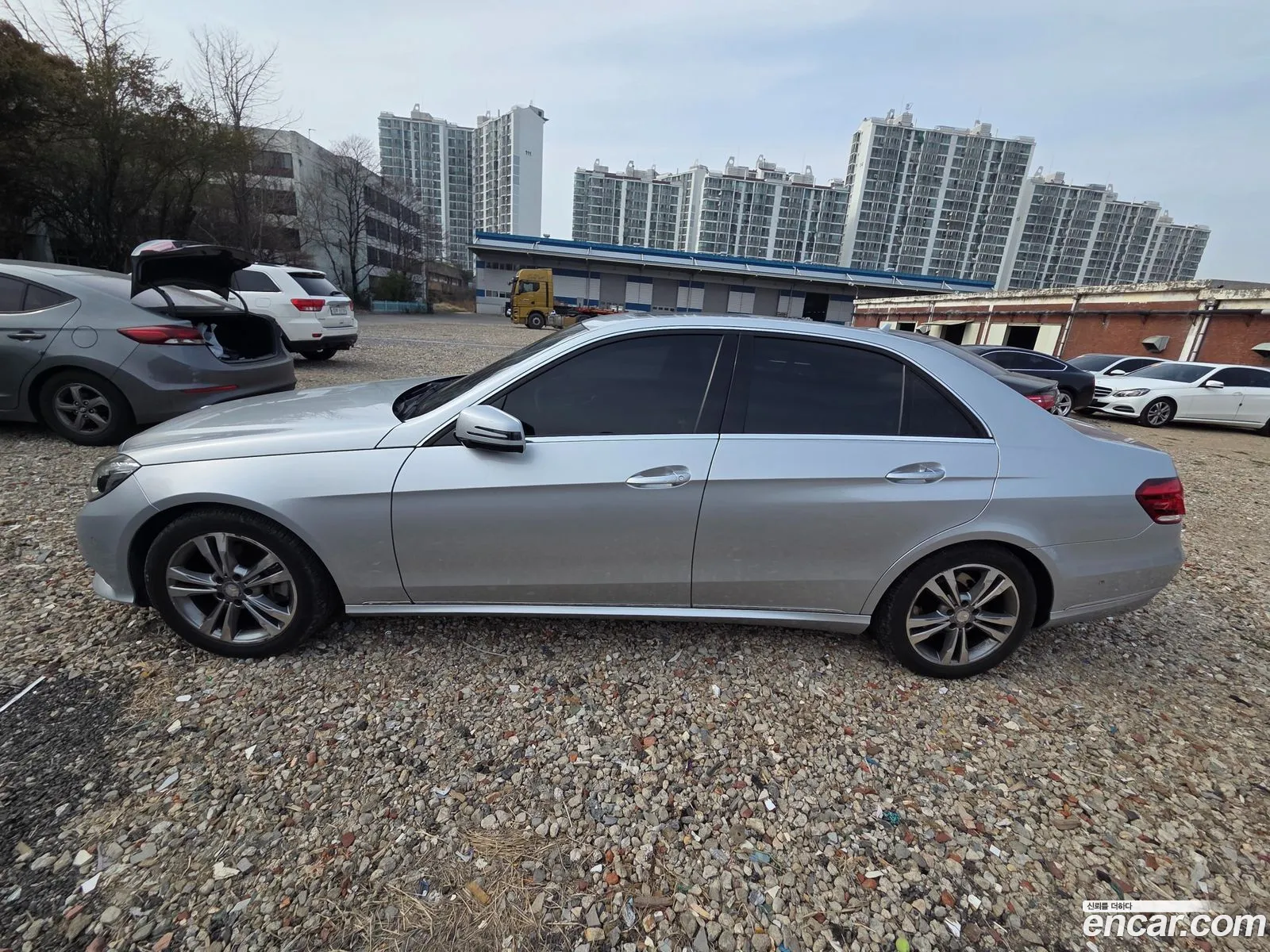 Mercedes-Benz E-Class W212 2014 — 11