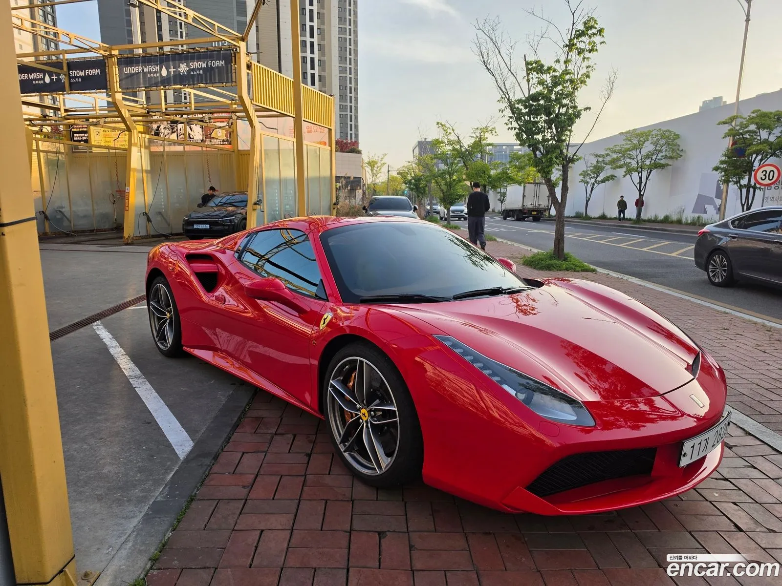 Ferrari 488 Spider 2019 — 6