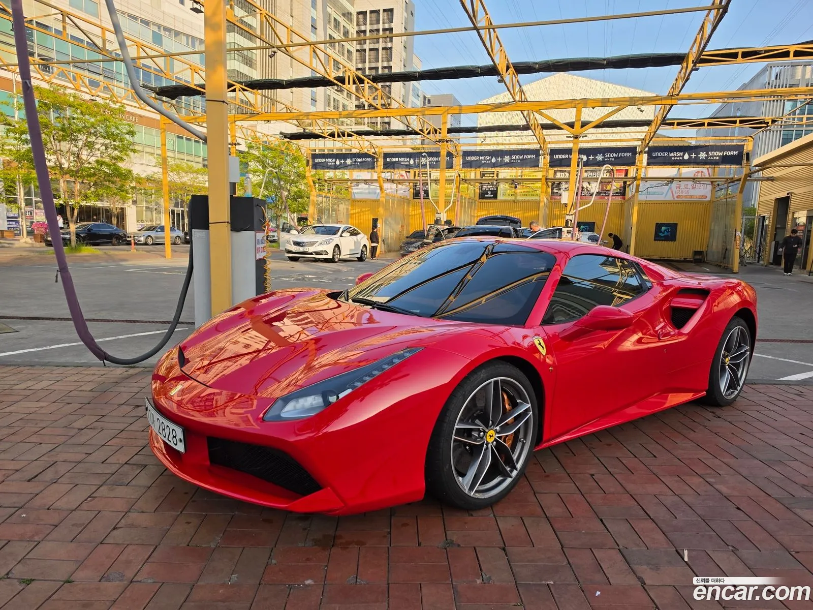 Ferrari 488 Spider 2019 — 11