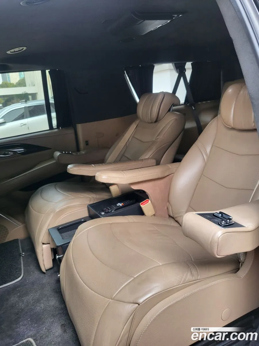 Cadillac Escalade 2018 — 10