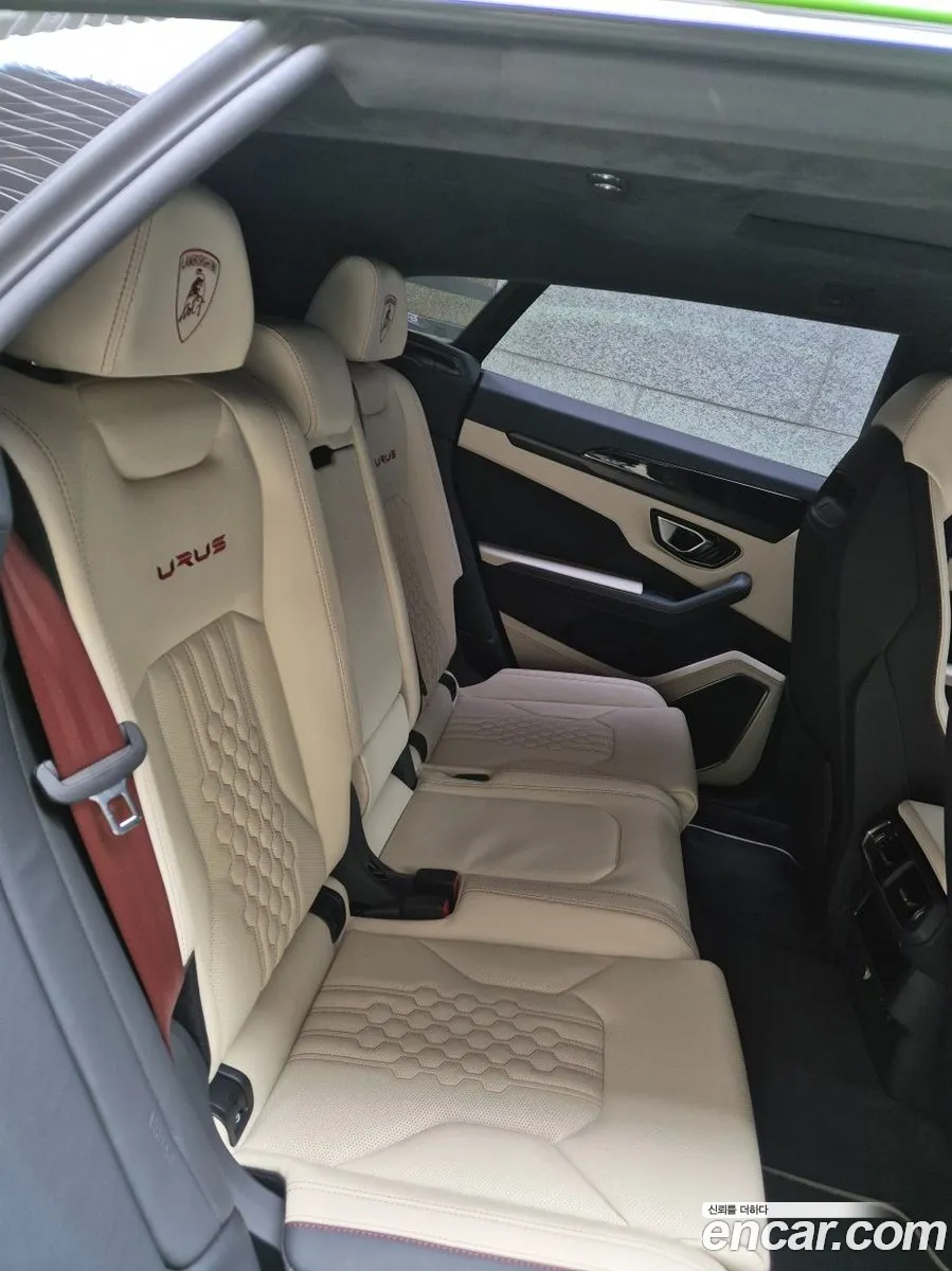 Lamborghini Urus 2023 — 5