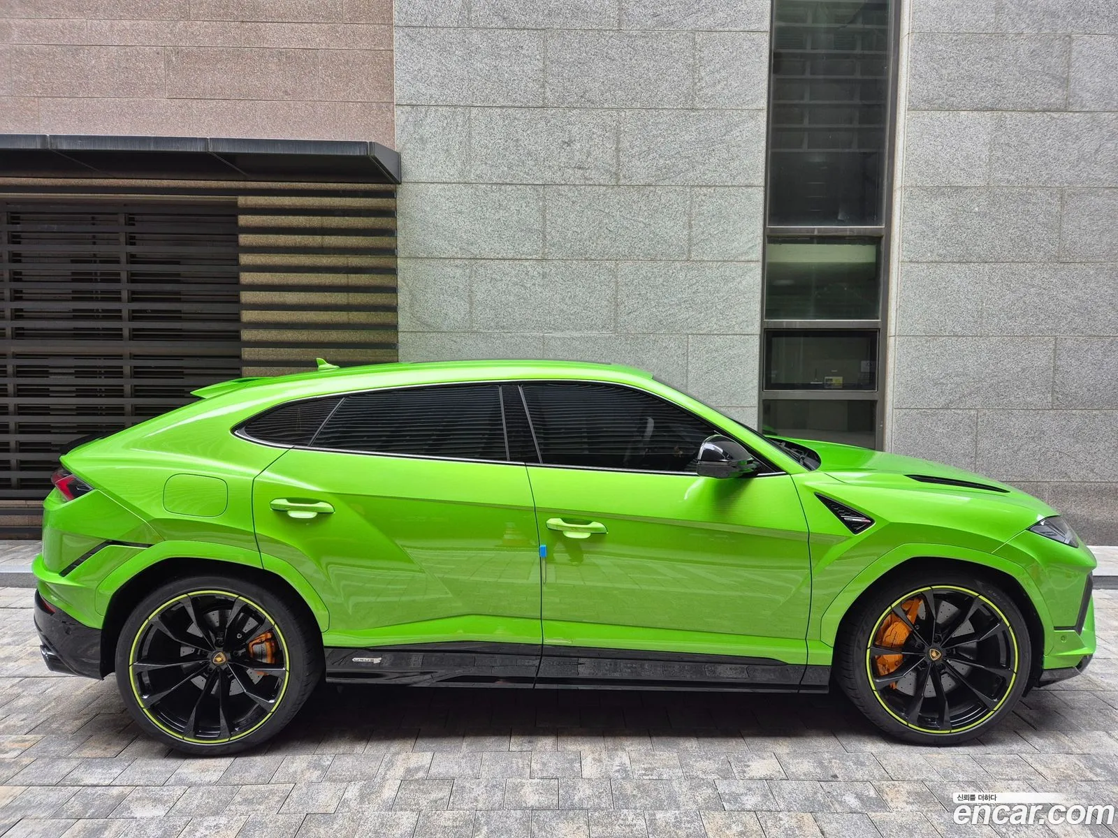 Lamborghini Urus 2023 — 4