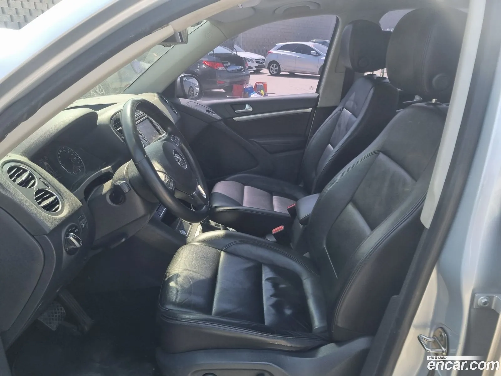 Volkswagen Tiguan 2013 — 14