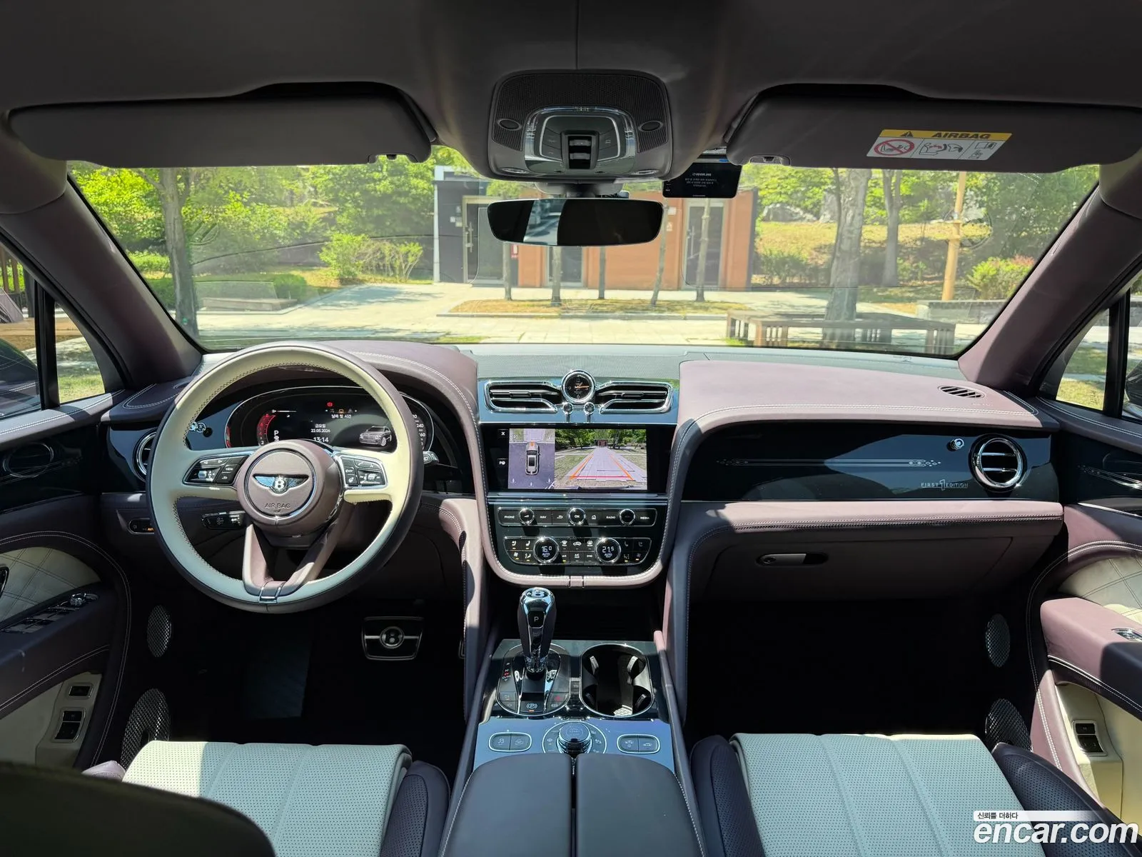 Bentley Bentayga 2024 — 17