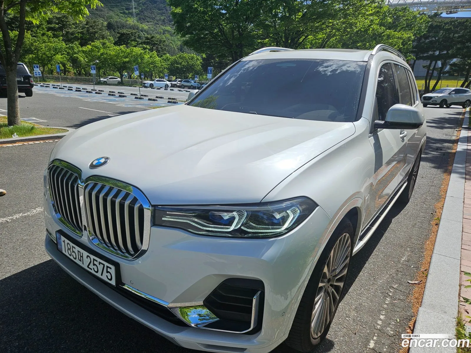 BMW X7 2020 — 8