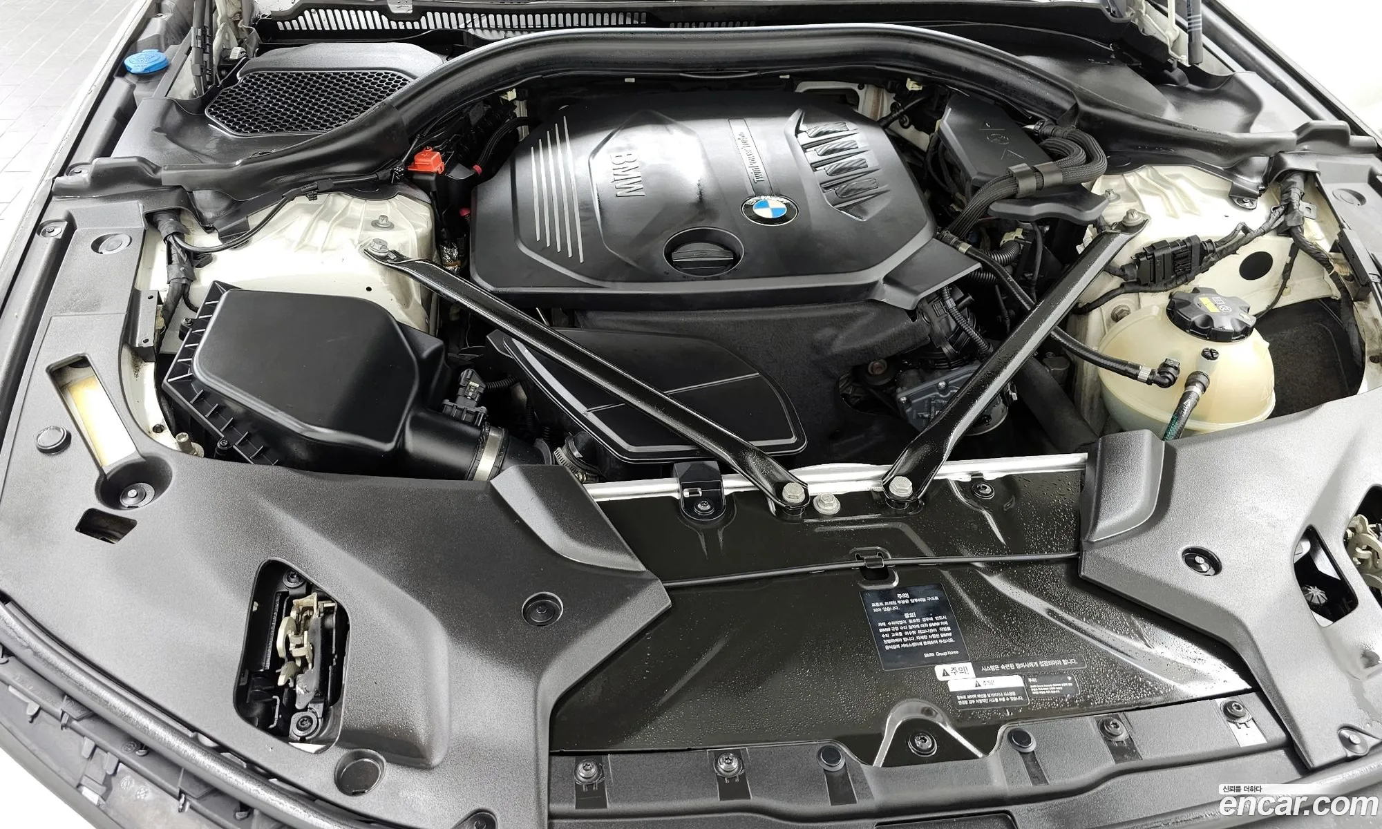 BMW 5 Series 2017 WBAJC3100JG996904 — 16