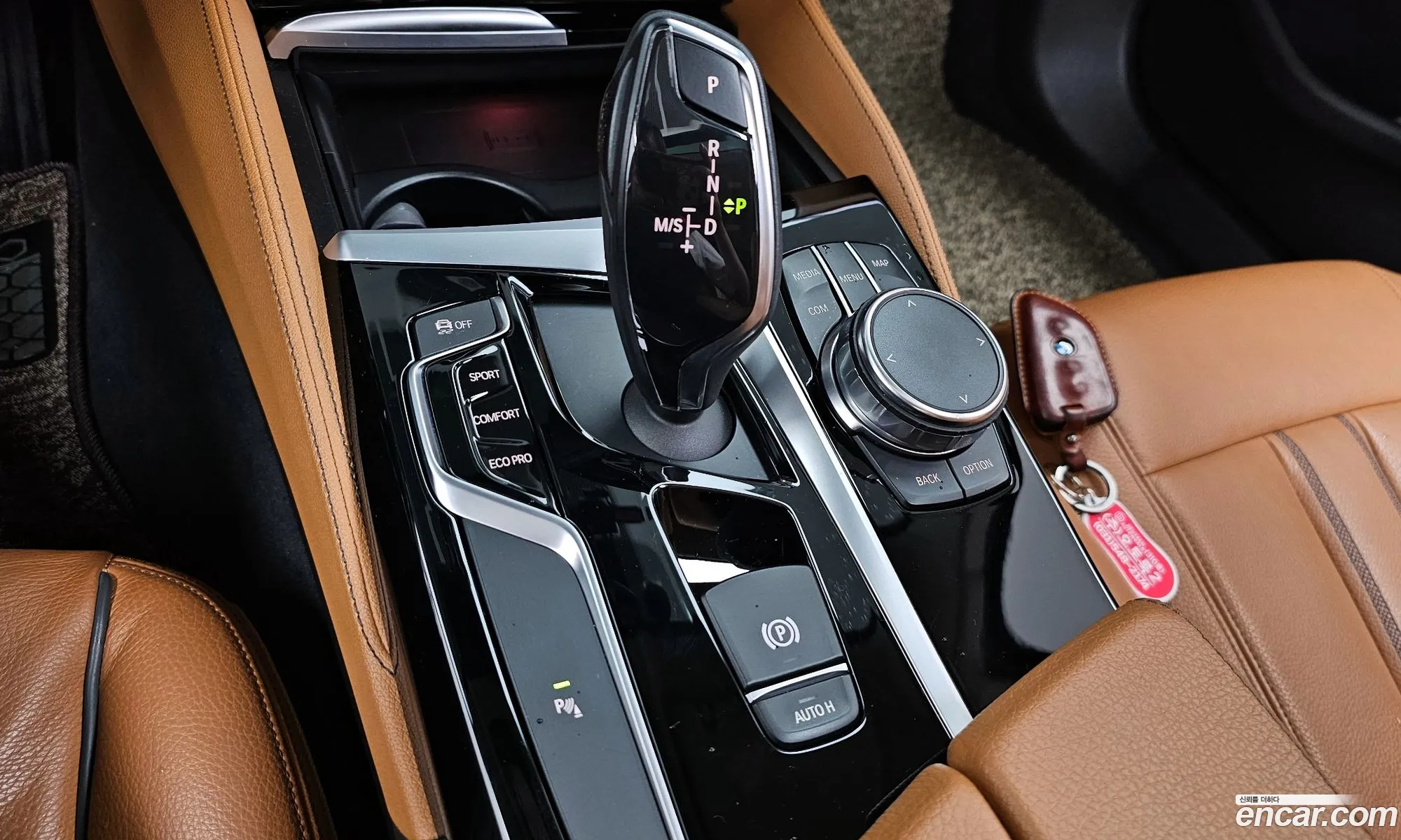 BMW 5 Series 2017 WBAJC3100JG996904 — 3