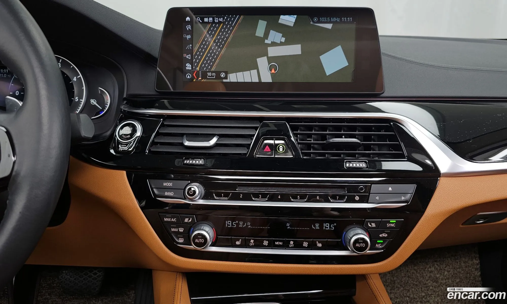 BMW 5 Series 2017 WBAJC3100JG996904 — 2