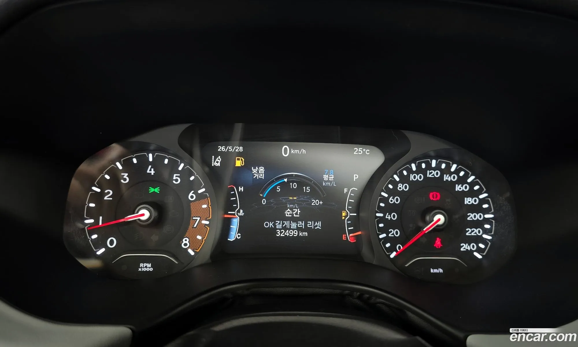 Jeep Compass 2022 3C4NJDCB9NT173775 — 12