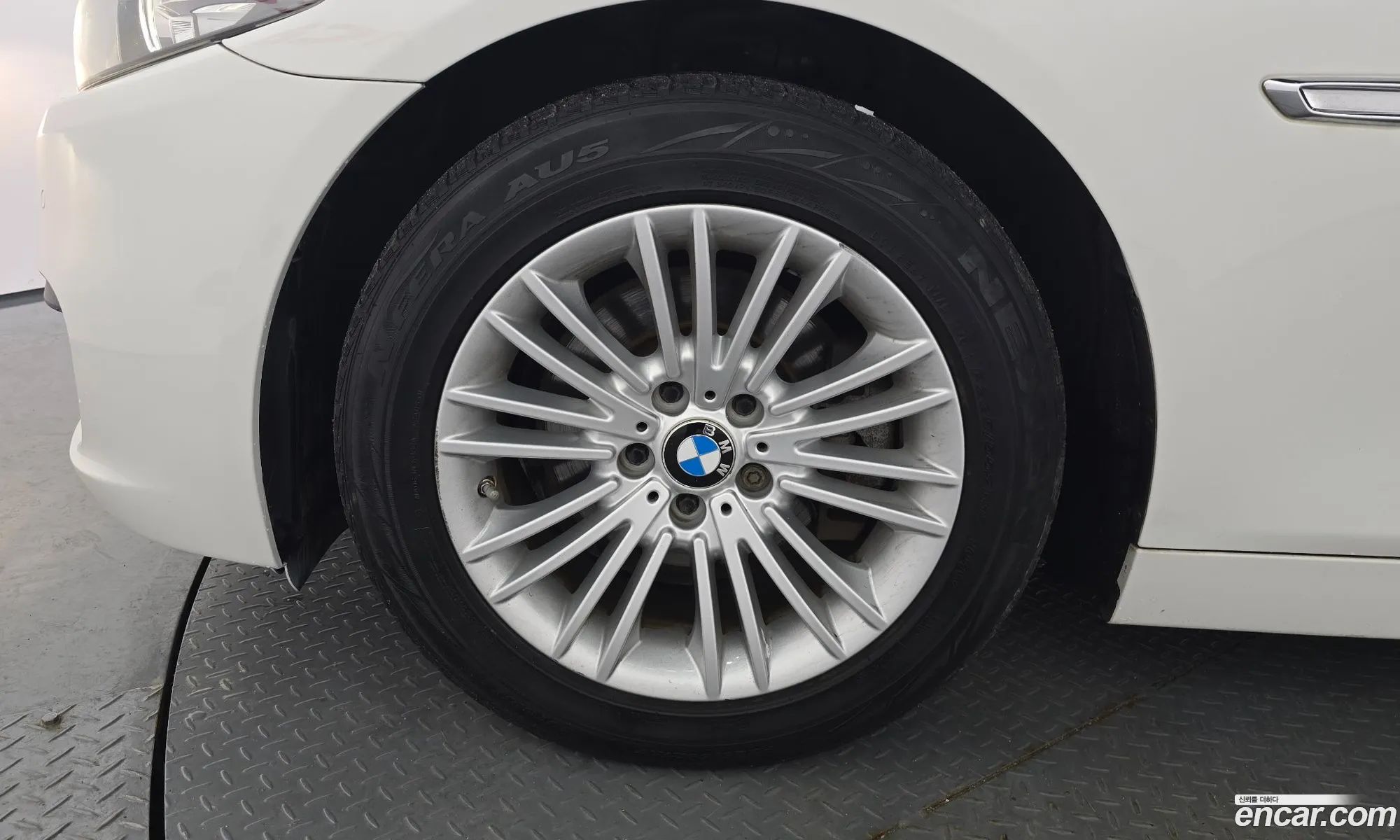 BMW 5 Series 2014 WBA5E5100FD674408 — 14