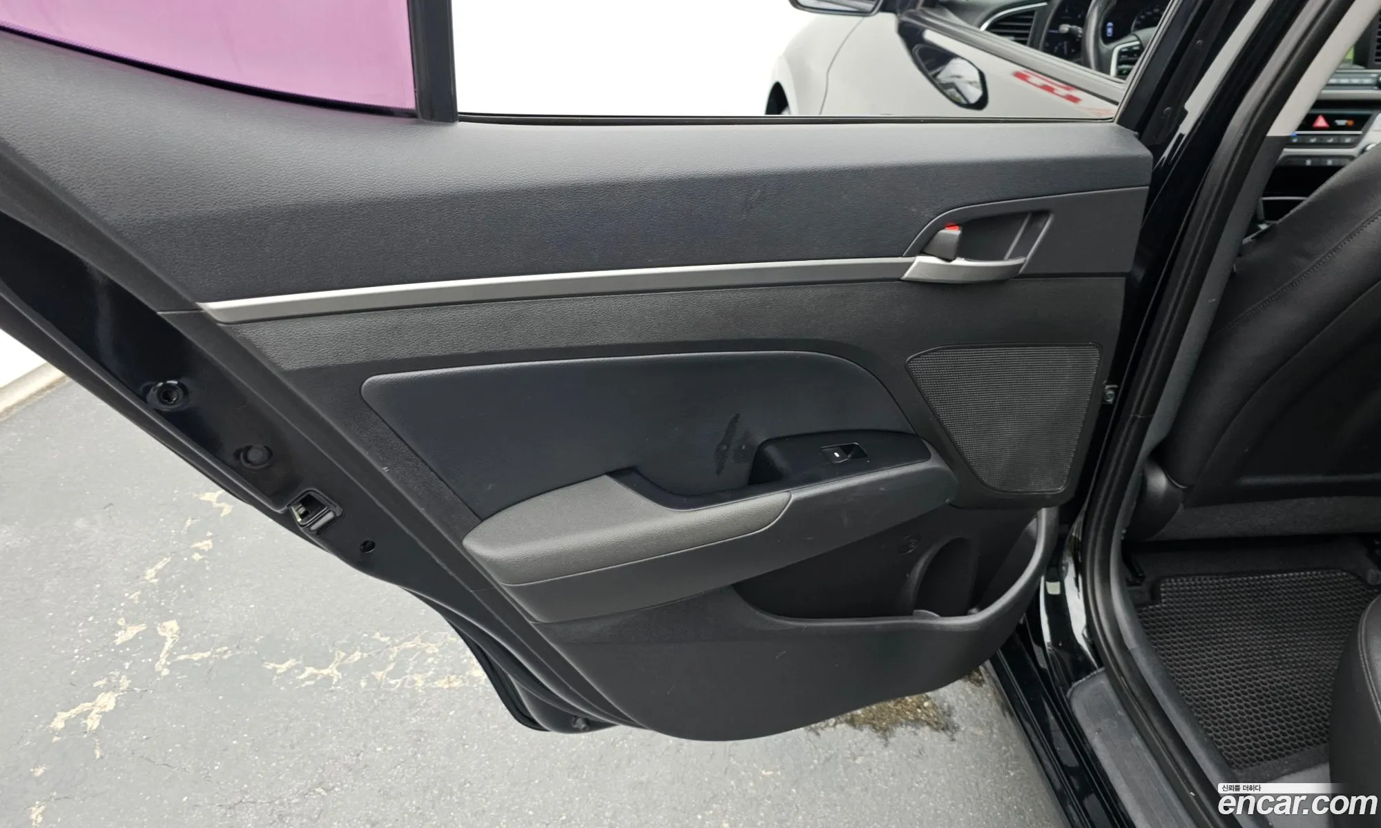 Hyundai Elantra AD 2015 — 25