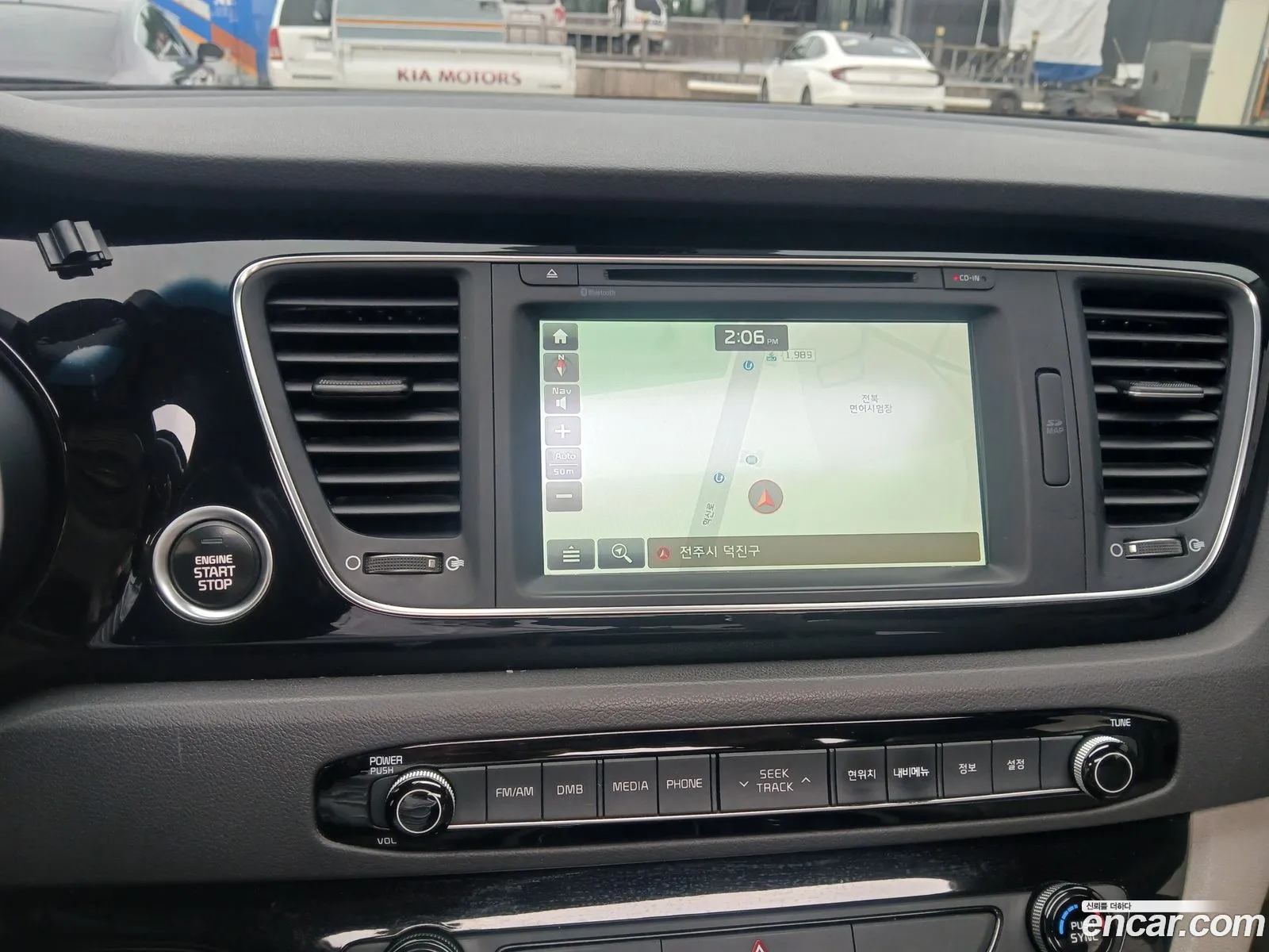 Kia Carnival 2015 — 16