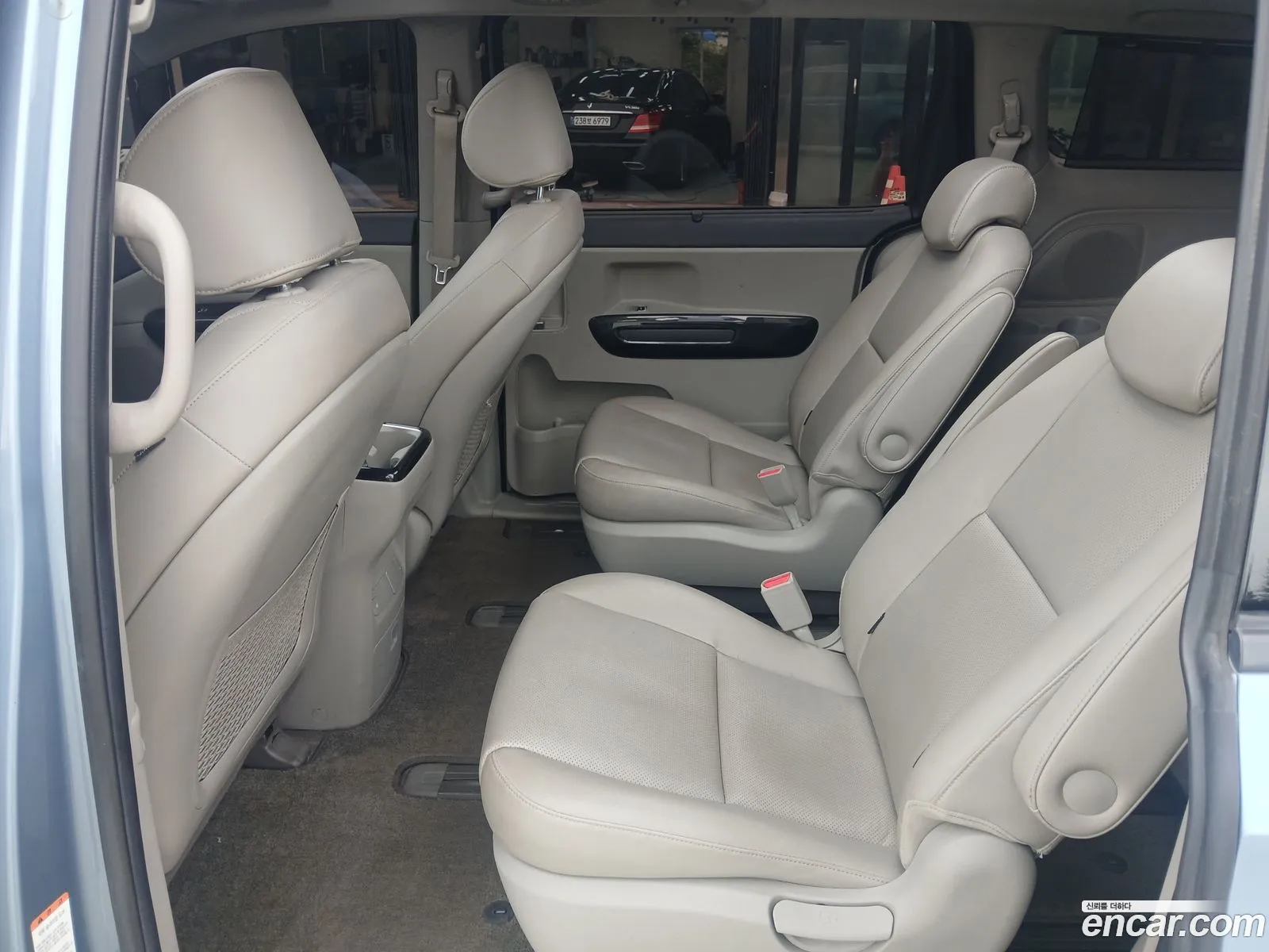 Kia Carnival 2015 — 13