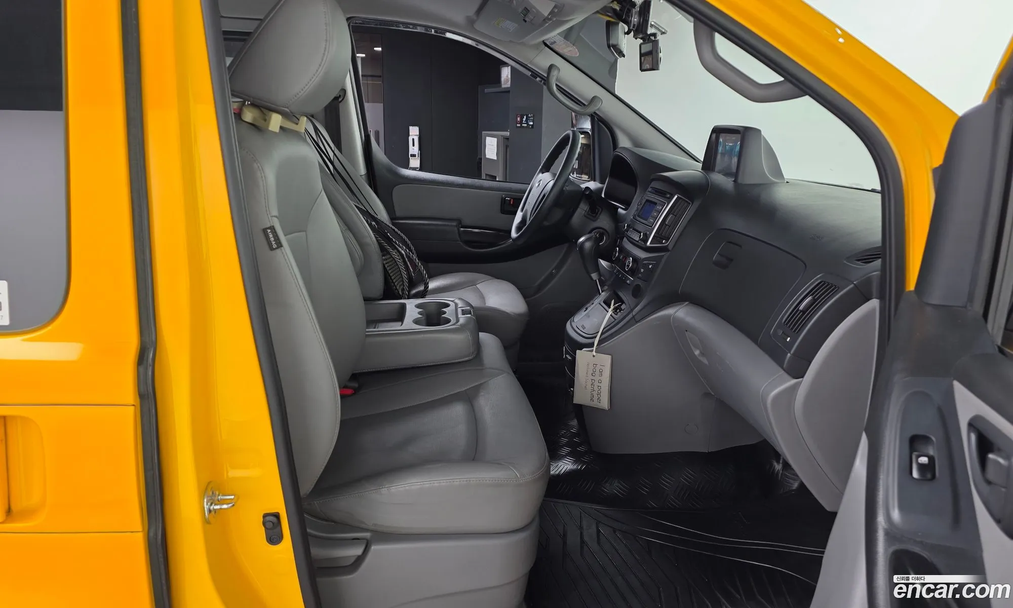 Hyundai Grand Starex 2018 — 18