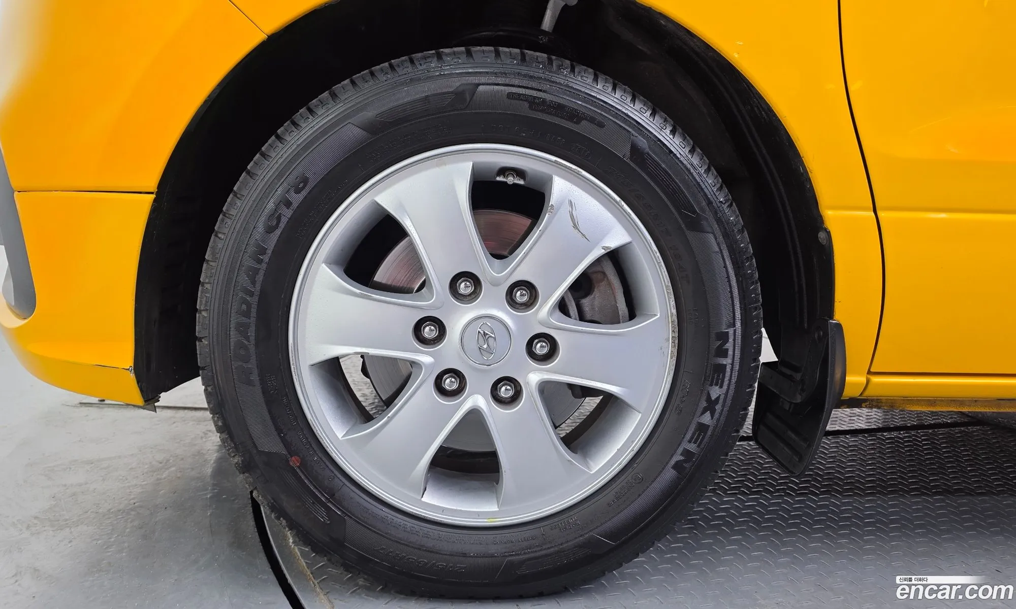 Hyundai Grand Starex 2018 — 12