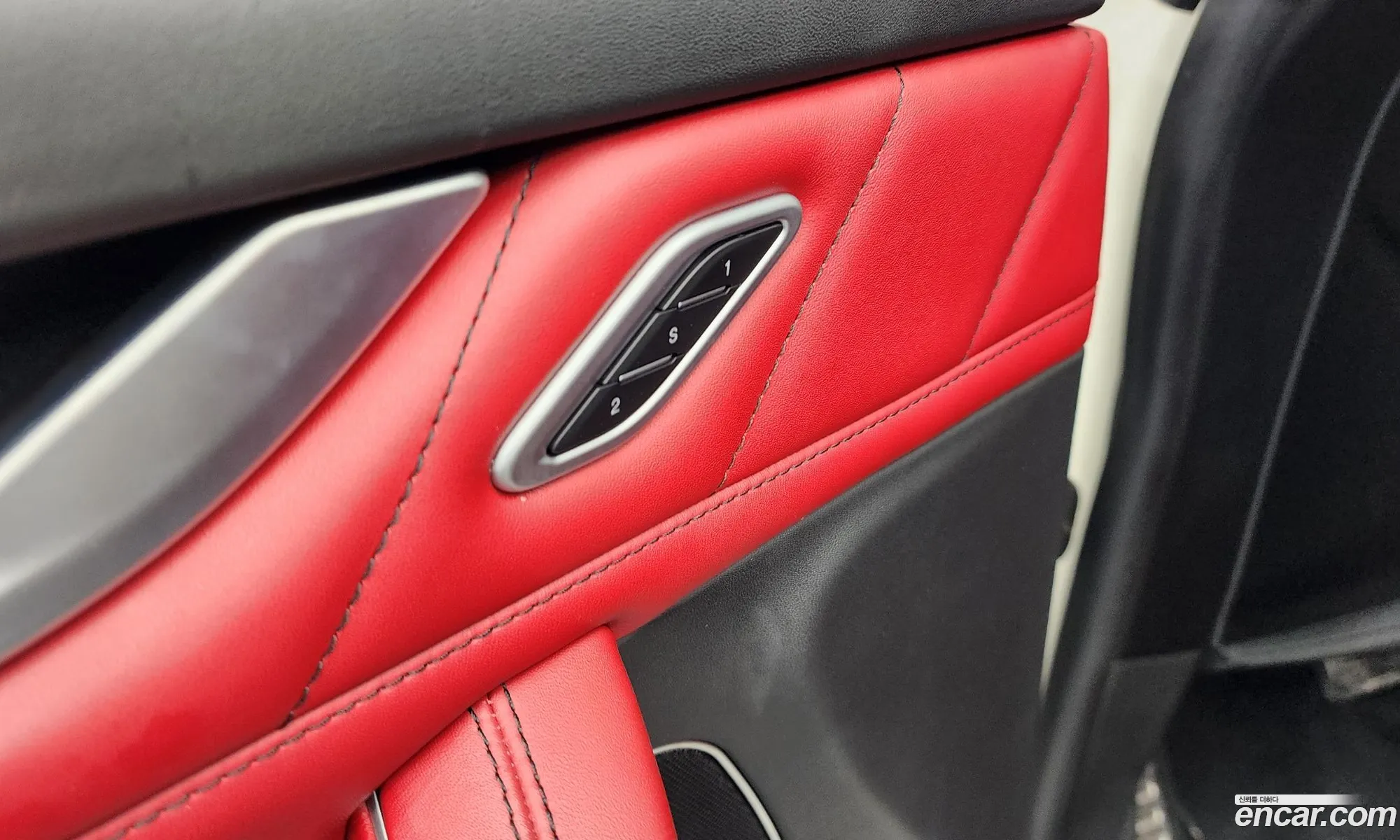 Maserati Levante 2020 ZN661XUG5LX354422 — 22