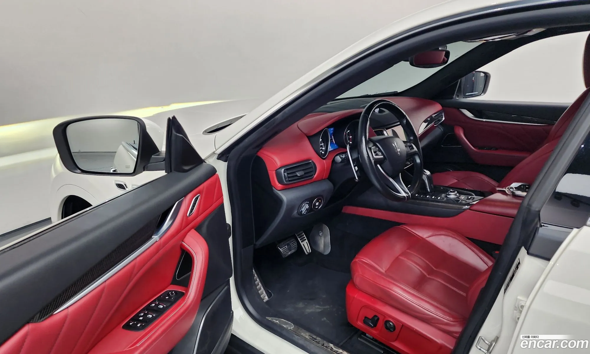 Maserati Levante 2020 ZN661XUG5LX354422 — 25