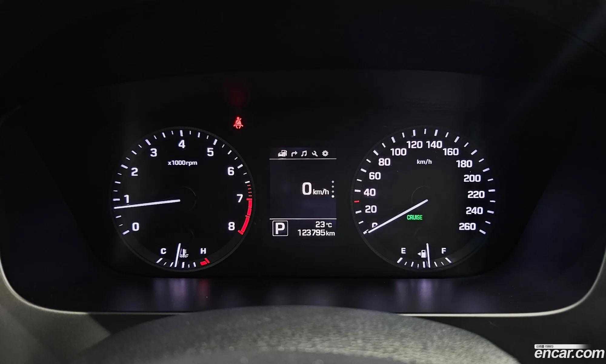 Hyundai LF Sonata 2014 — 14
