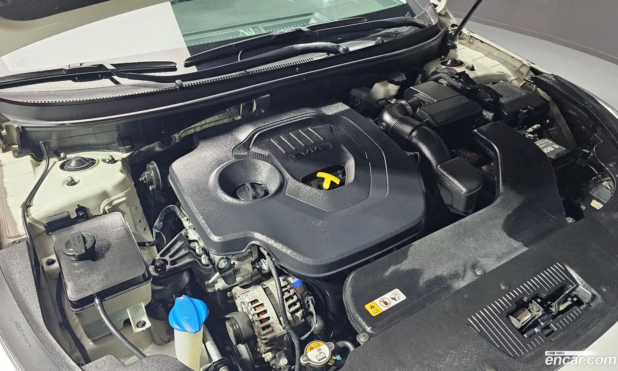 Hyundai LF Sonata 2014 — 13