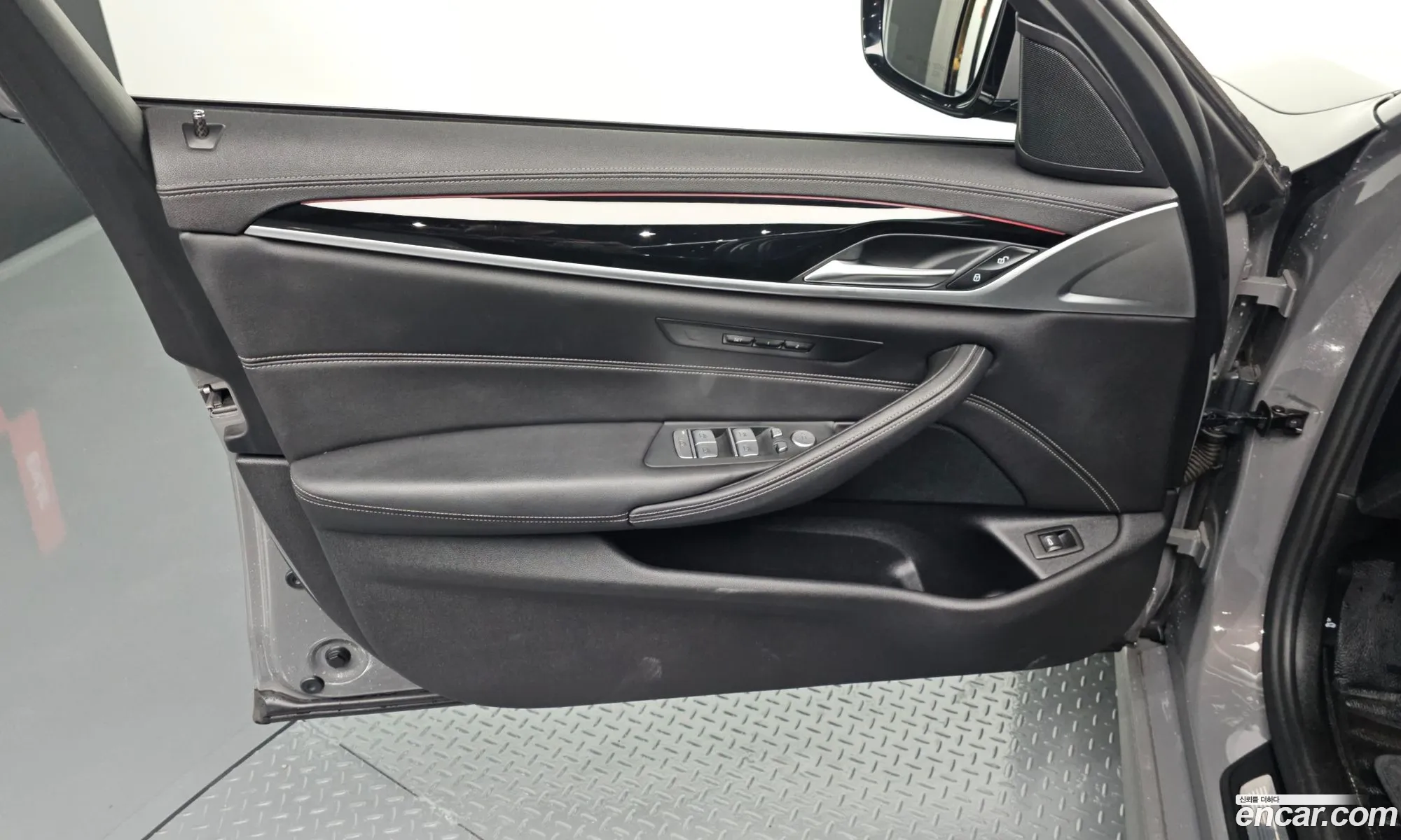 BMW 5 Series 2020 WBA11ES03MCF24338 — 2