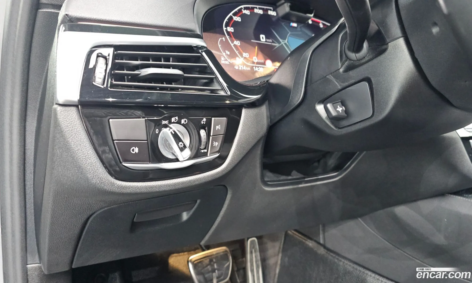 BMW 5 Series 2020 WBA11ES03MCF24338 — 3