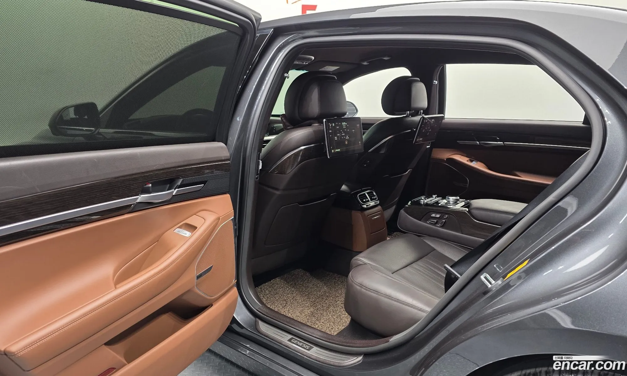 Genesis G90 2021 — 22