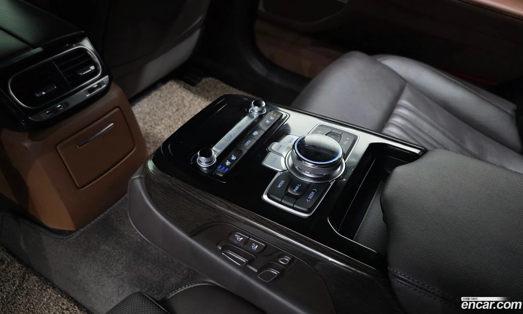 Genesis G90 2021 — 25