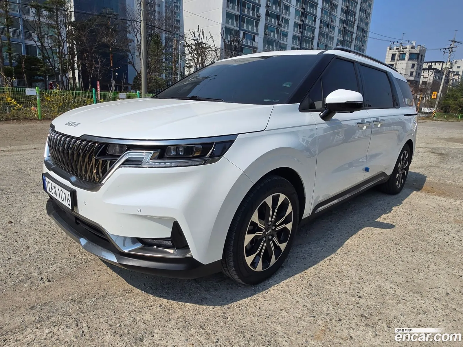 Kia Carnival 2023 — 11