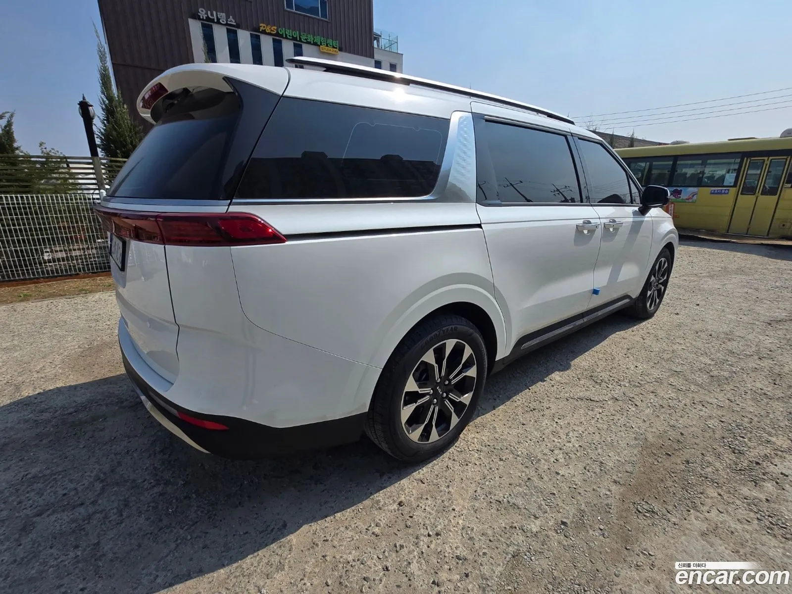 Kia Carnival 2023 — 5