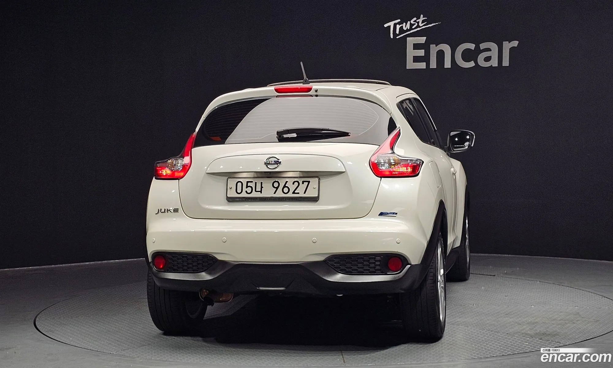 Nissan Juke 2015 JN1AF58EXFT100245 — 8