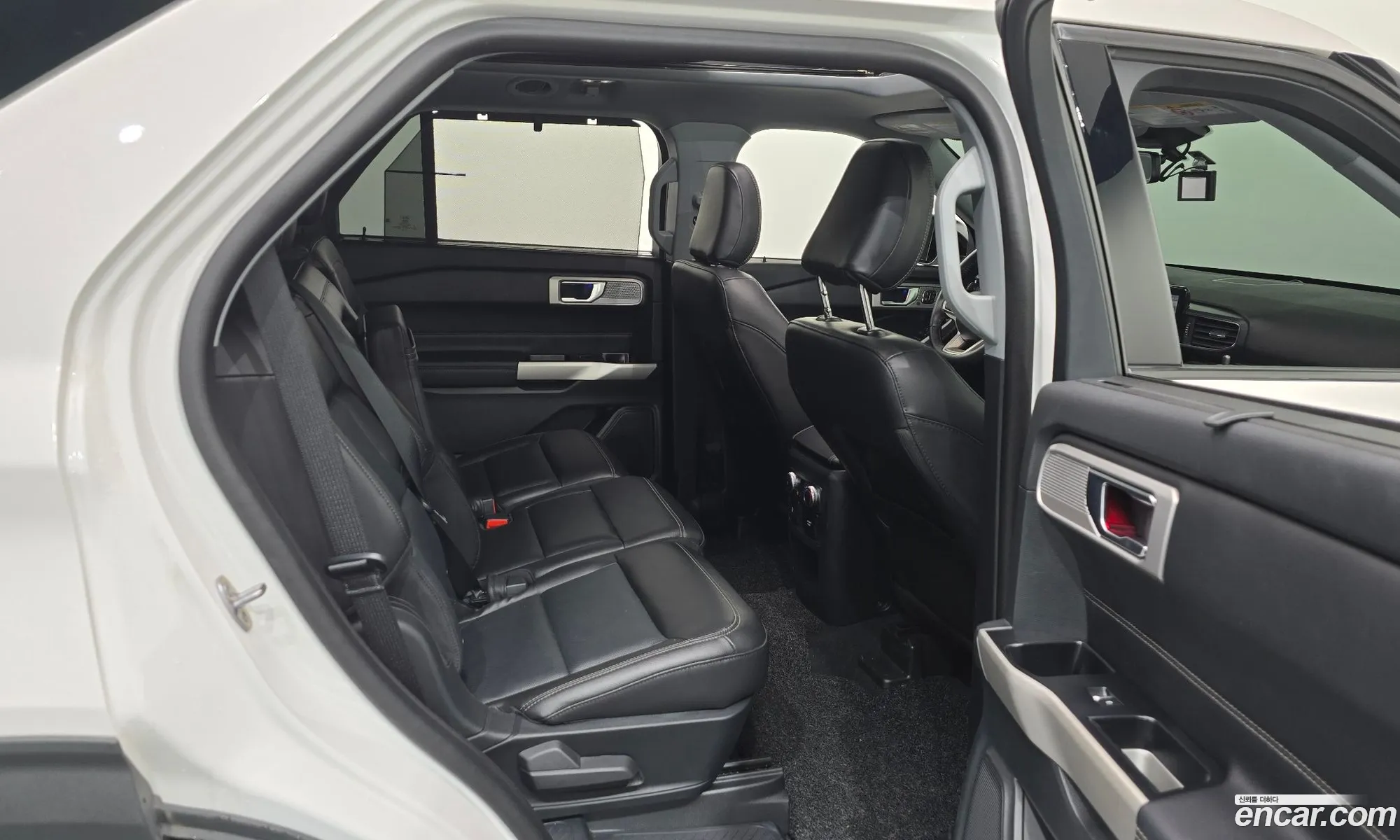 Ford Explorer 6th Gen 2021 1FMSK8FH7MGC32280 — 28